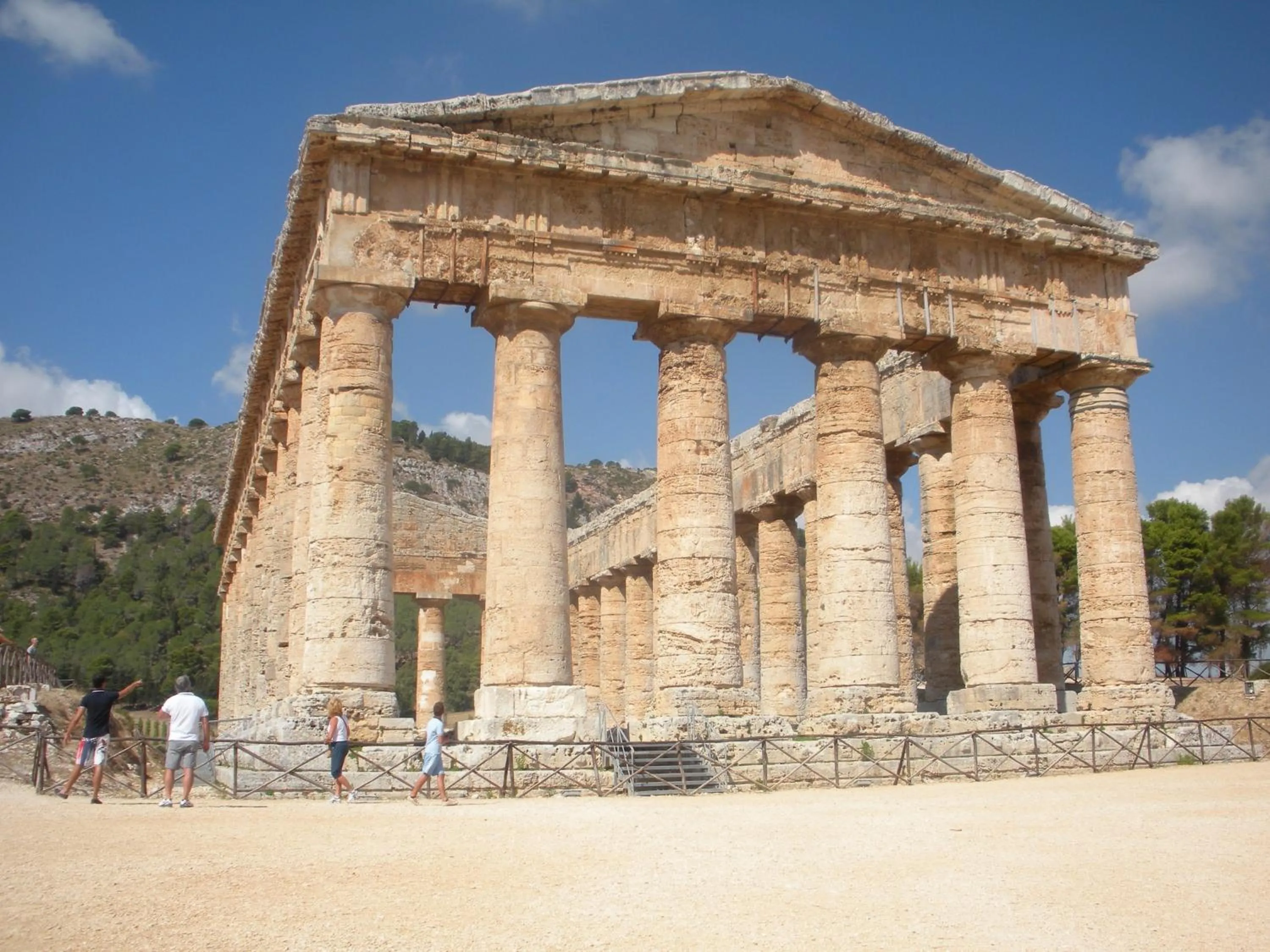 Area and facilities in History Hotel