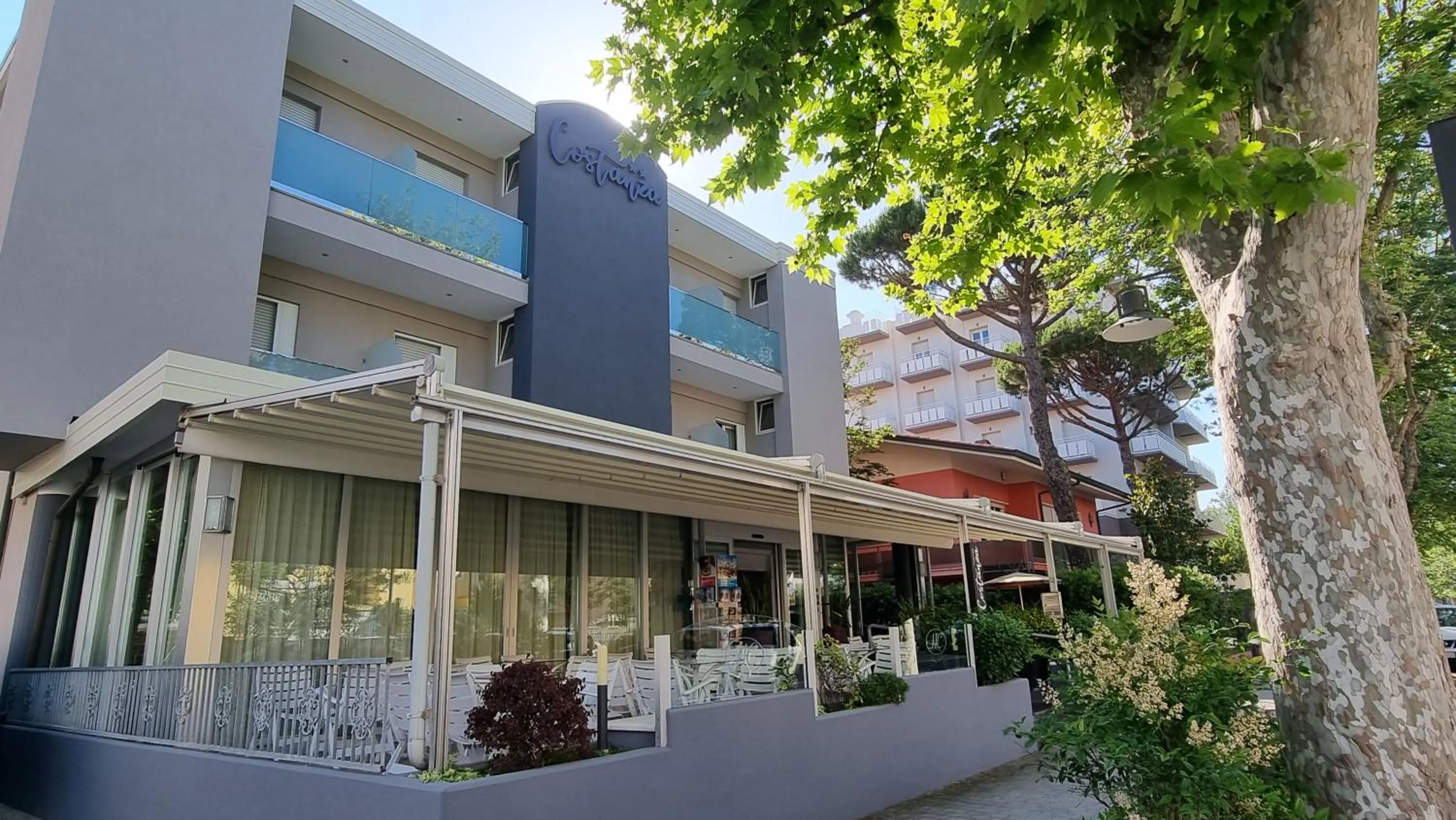 Property building in Hotel Costanza