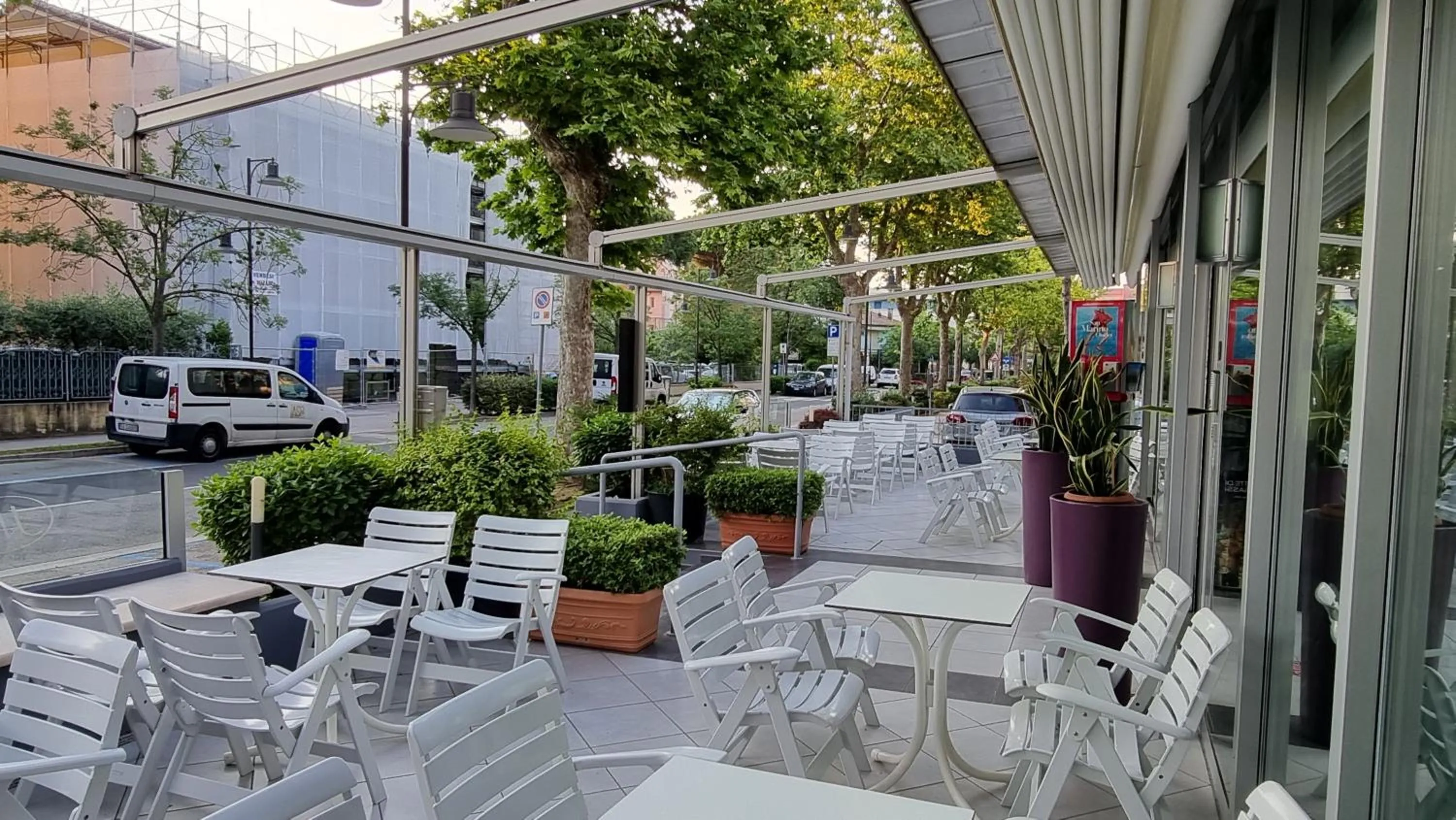 Property building in Hotel Costanza