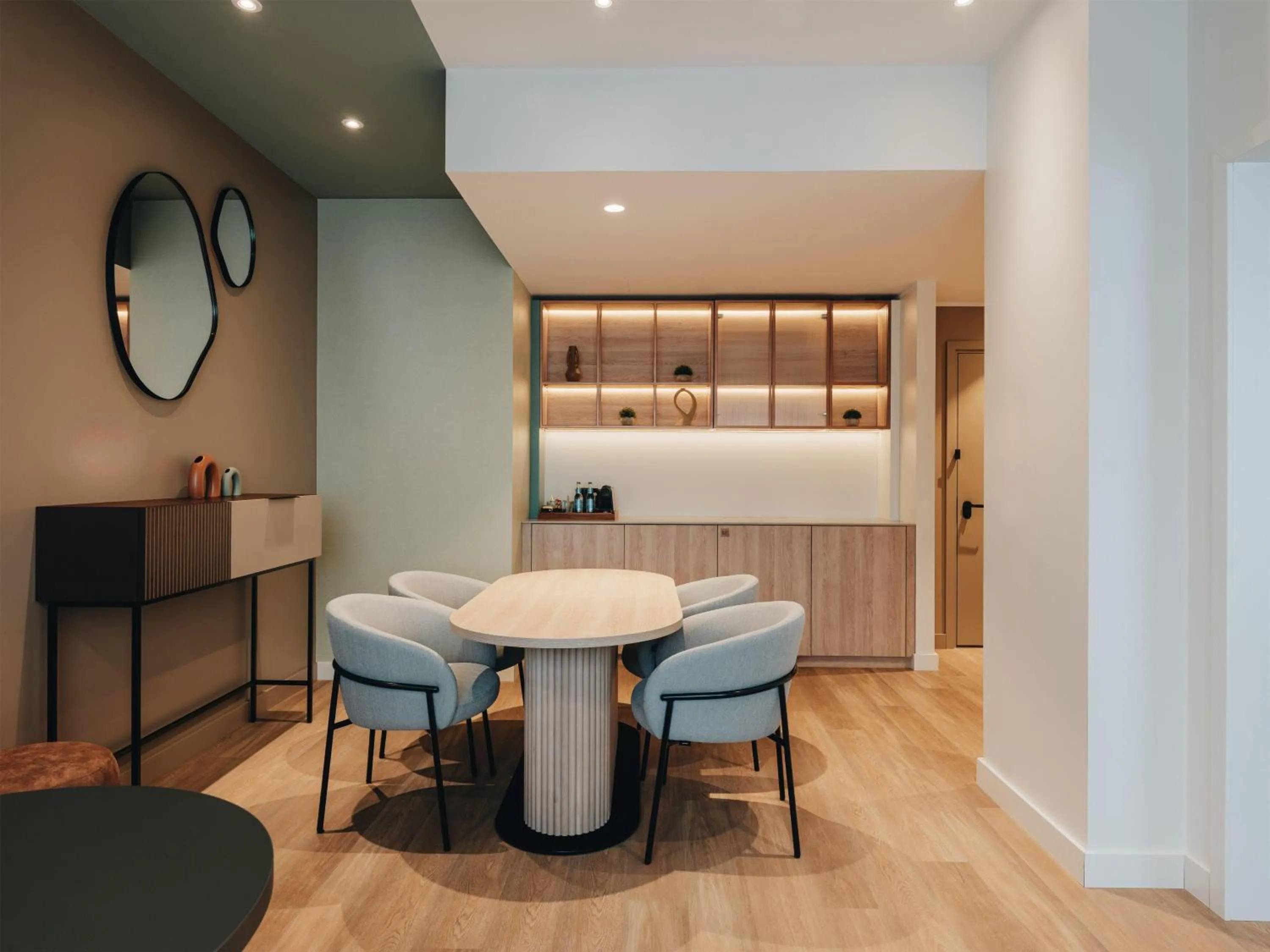 Photo of the whole room in Hyatt Place Tallinn