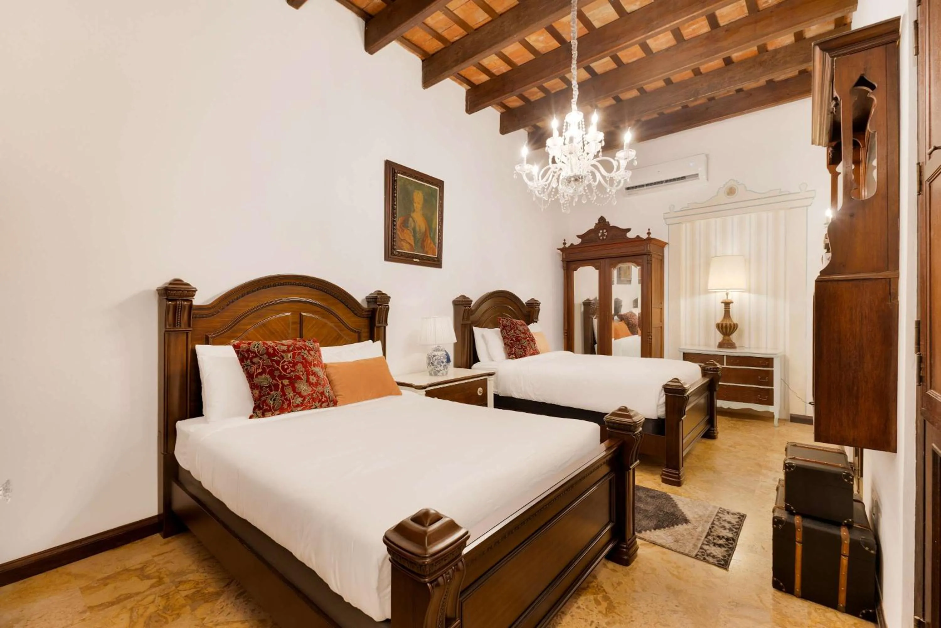 Deluxe Queen Studio  in Casa Lucienne