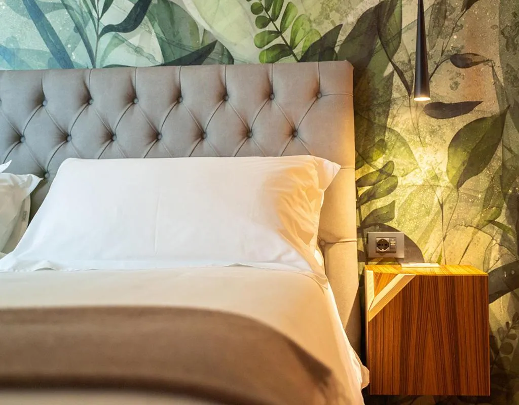 Bed in Villa Lario Resort Mandello