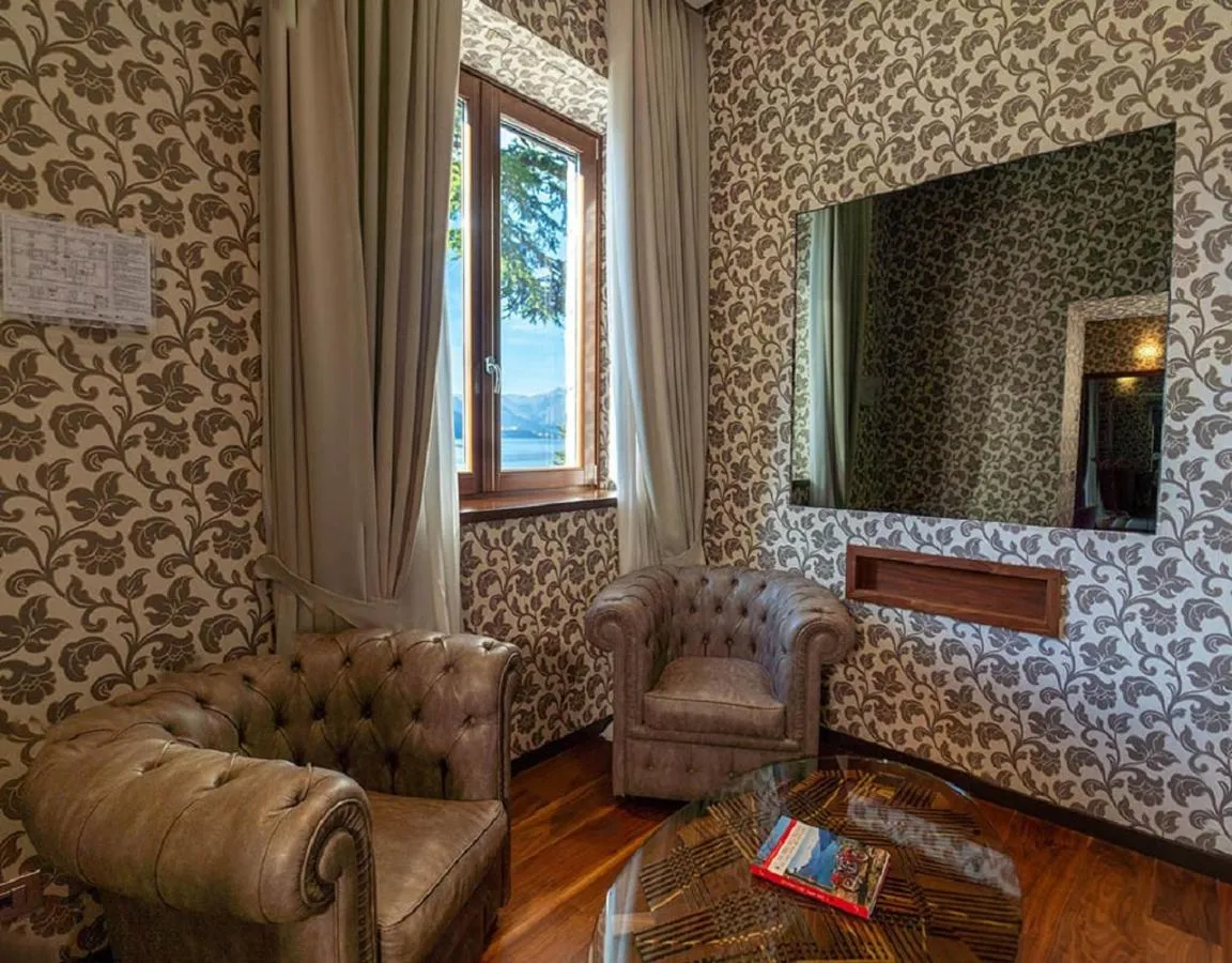 Living room in Villa Lario Resort Mandello