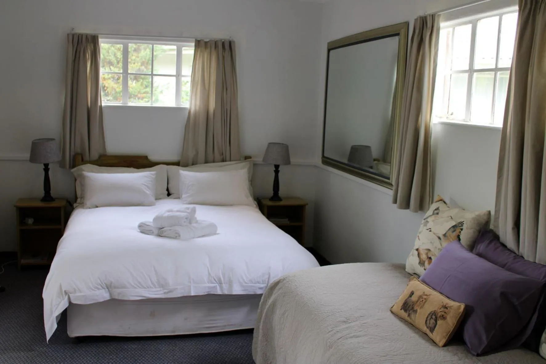 Double Room with Private Bathroom - single occupancy in Rosewood Corner, Clarens