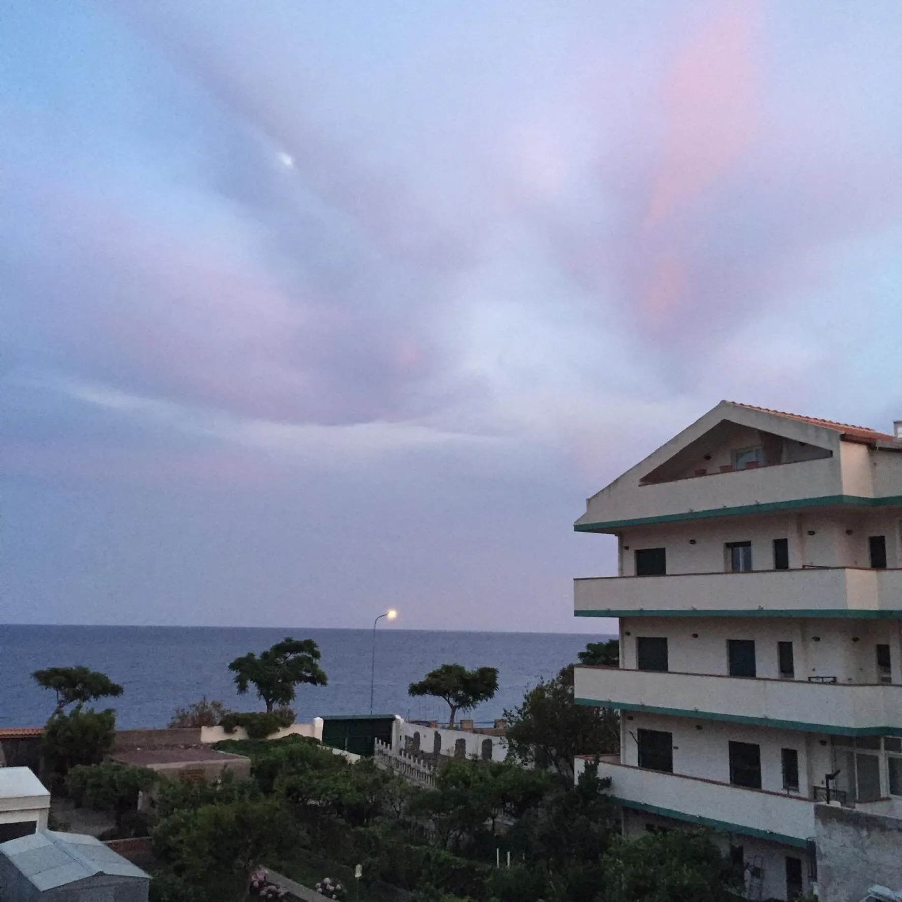 Photo of the whole room in GR B&B