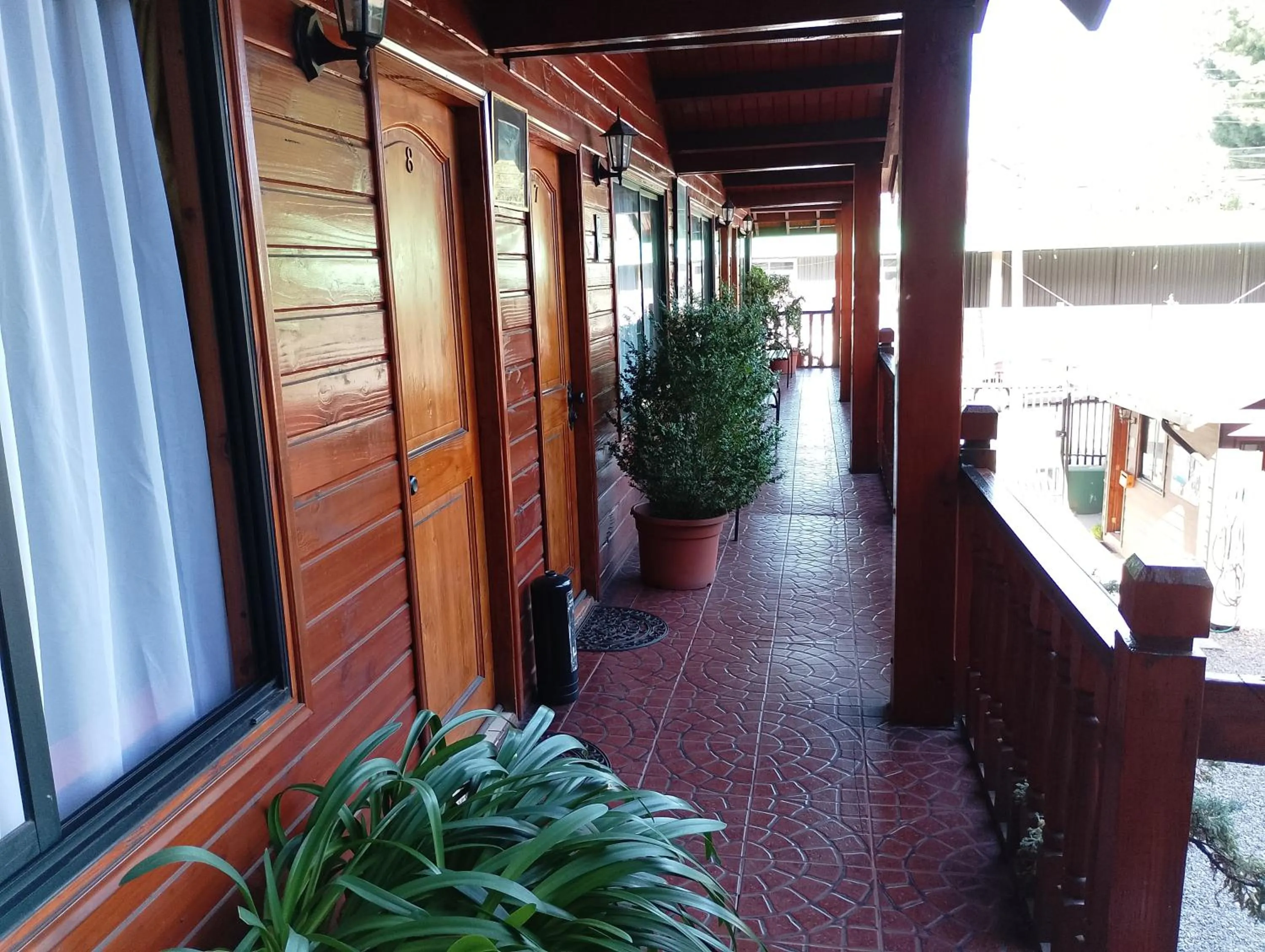 Balcony/Terrace in Apart-Hotel Colonia-Königsberg UBICADO COSTADO TERMINAL BUSES, RÍO CALLE CALLE CARABINEROS DEPARTAMENTOS COMPLETOS CON AIRE ACONDICIONADO Y ESTACIONAMIENTO
