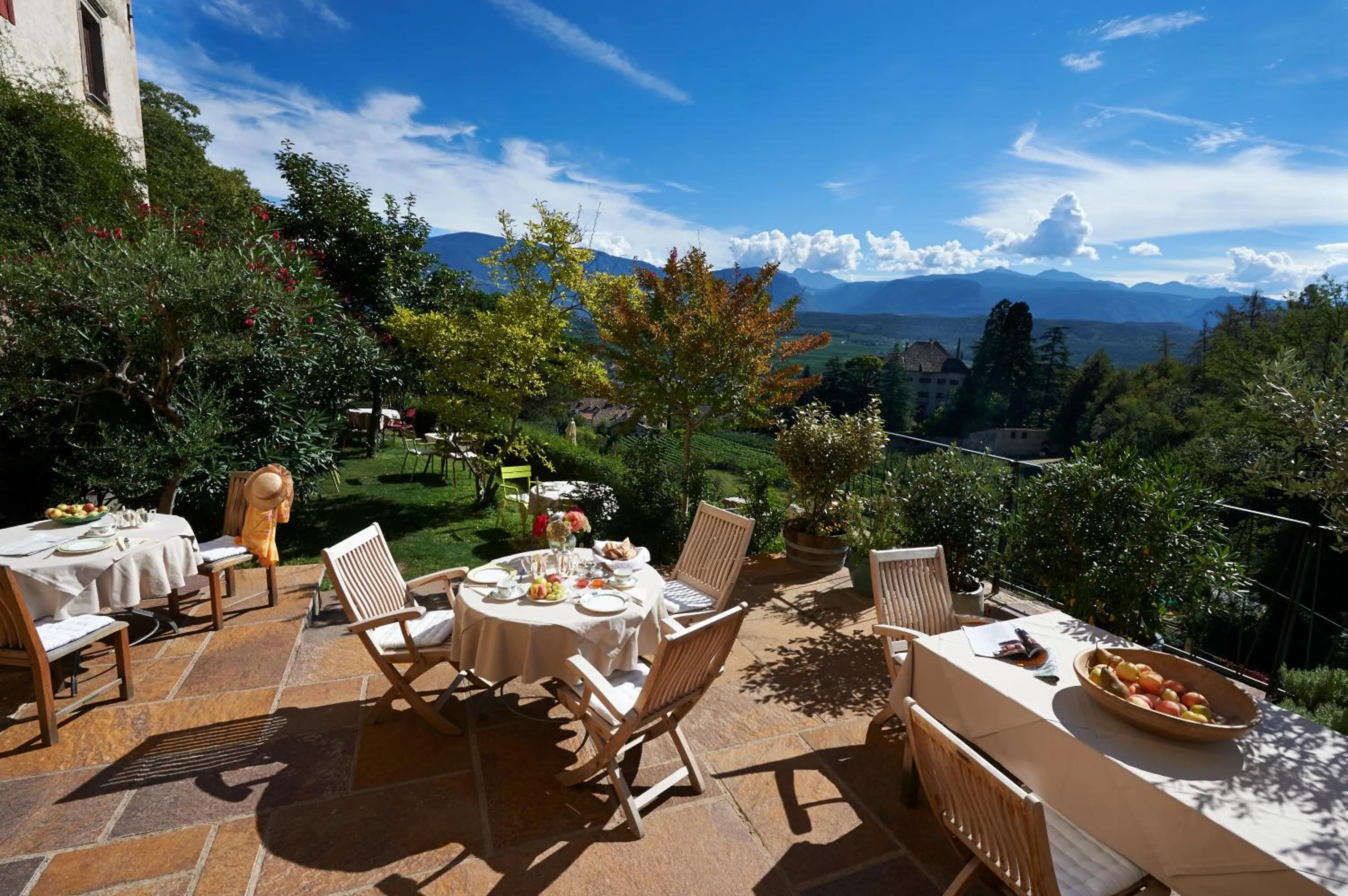 Balcony/Terrace in Schloss Englar