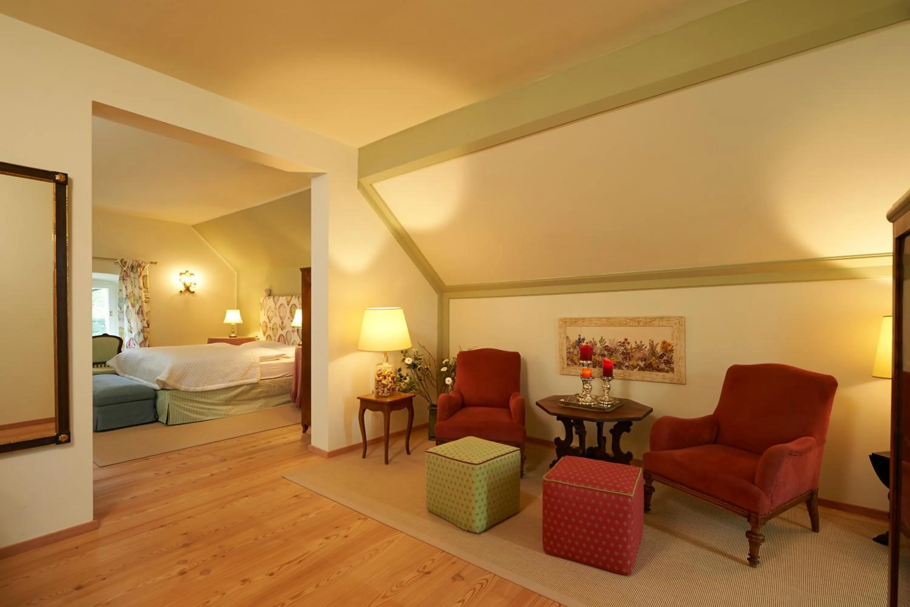 Photo of the whole room, Bed in Schloss Englar