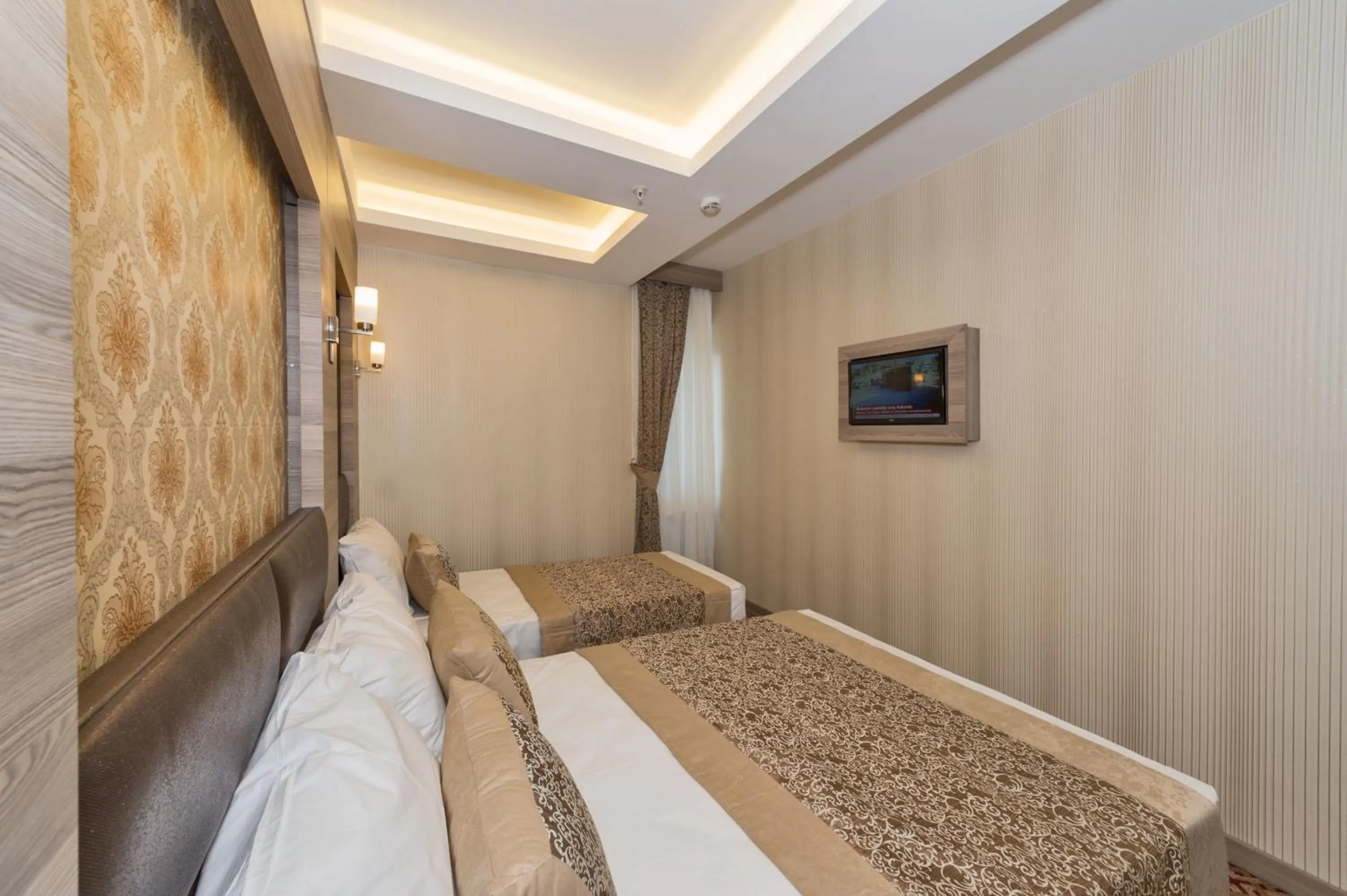 Photo of the whole room in Matiat Hotel Istanbul