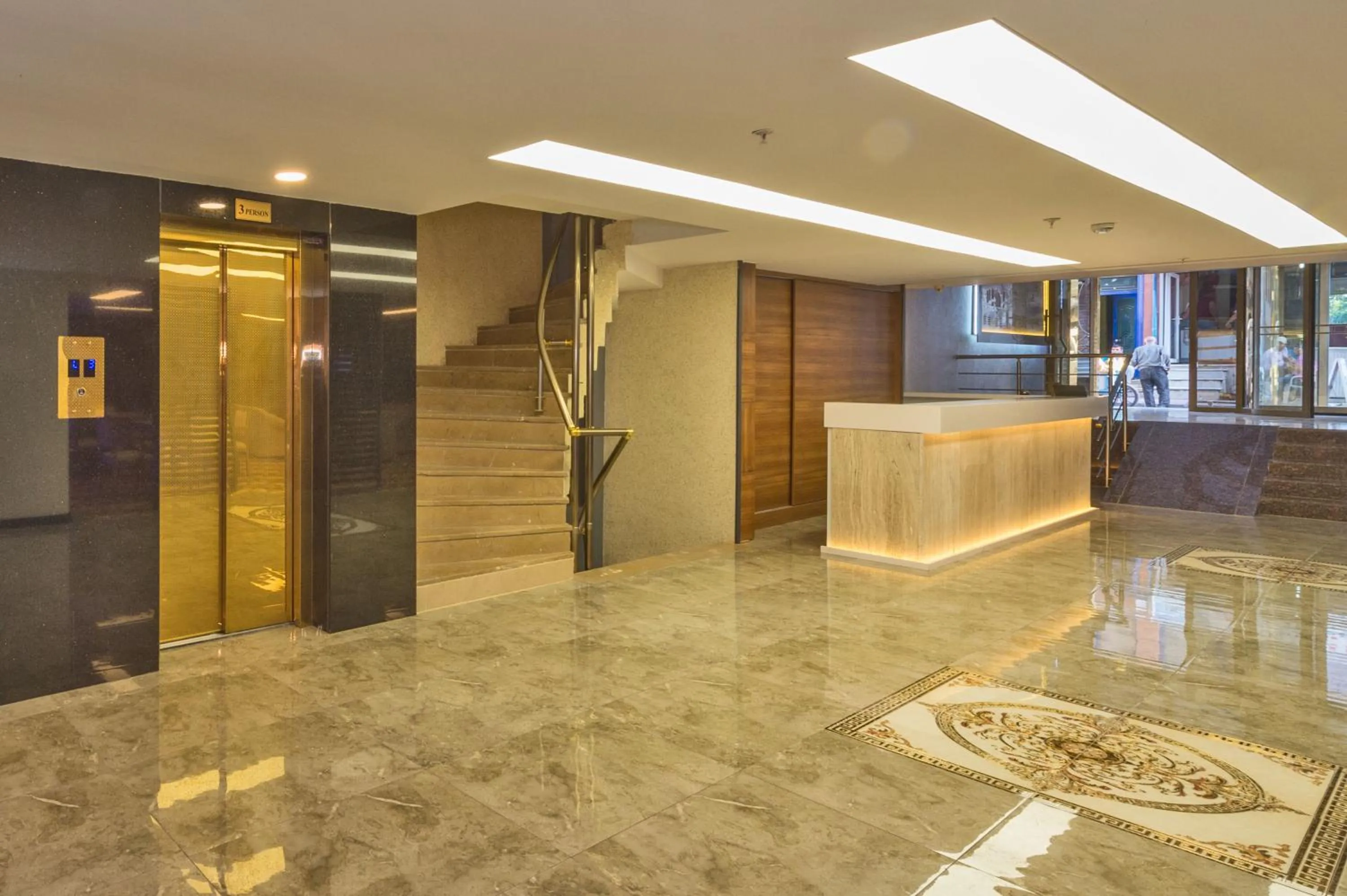 Lobby or reception in Matiat Hotel Istanbul
