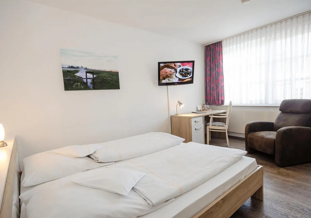 Photo of the whole room, Bed in Hotel Lange