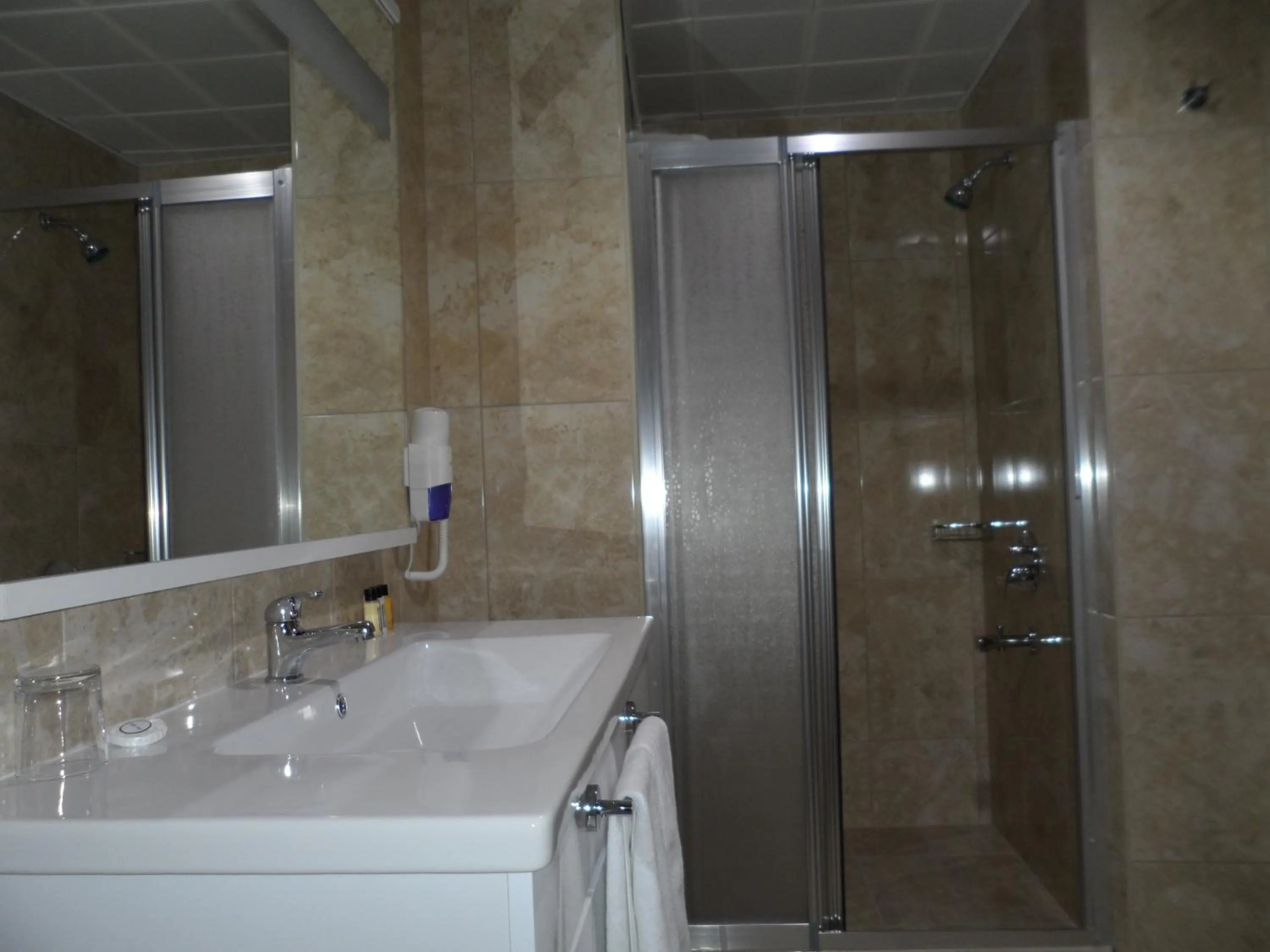 Photo of the whole room in Zen Inn Boutique