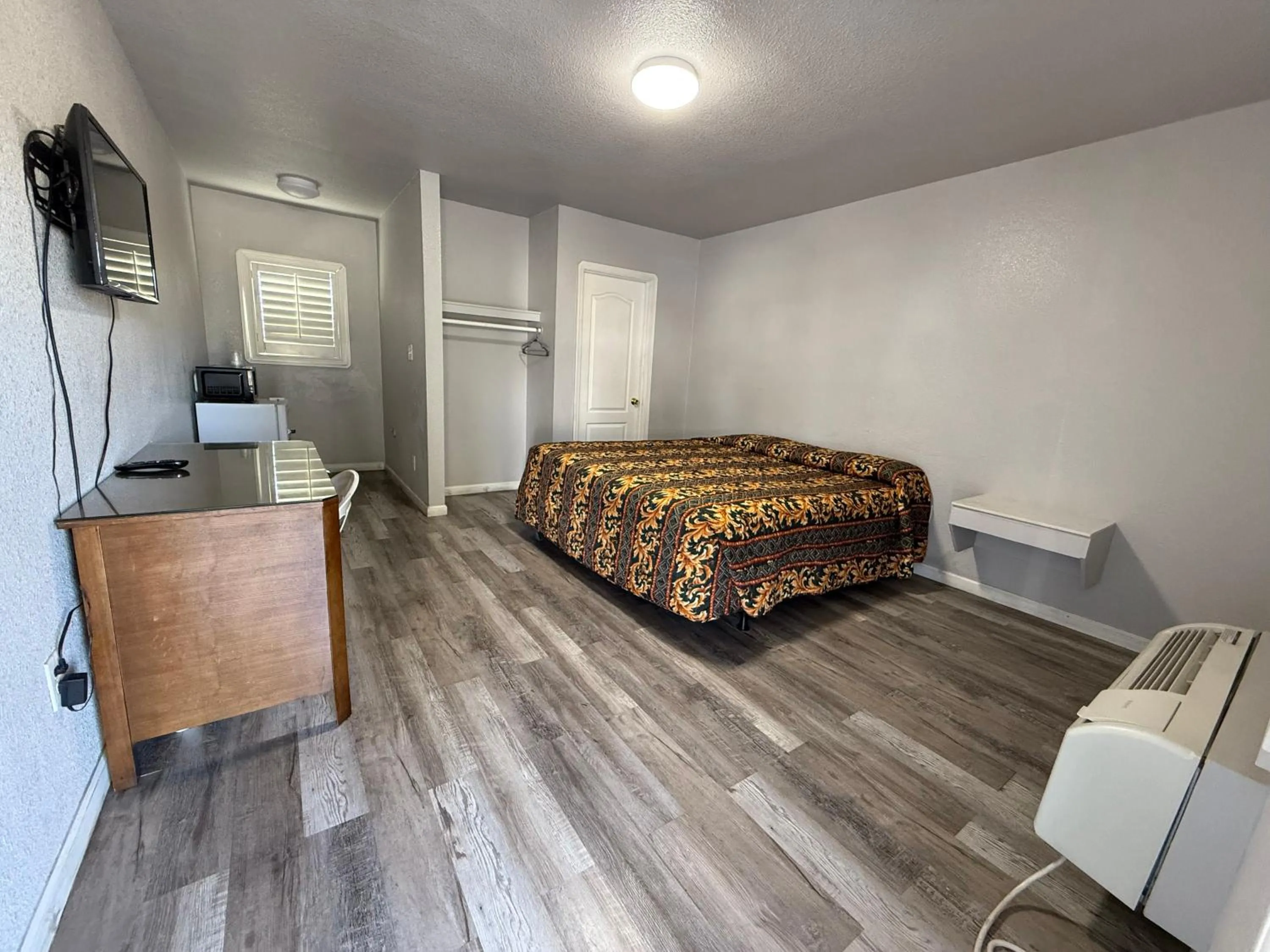Great Value Inn & Suites