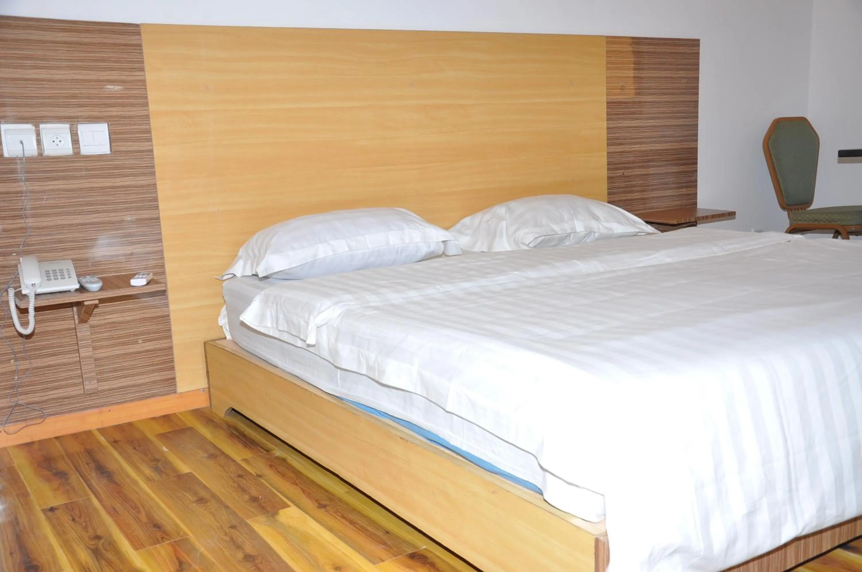 Bedroom in Jess Hotel