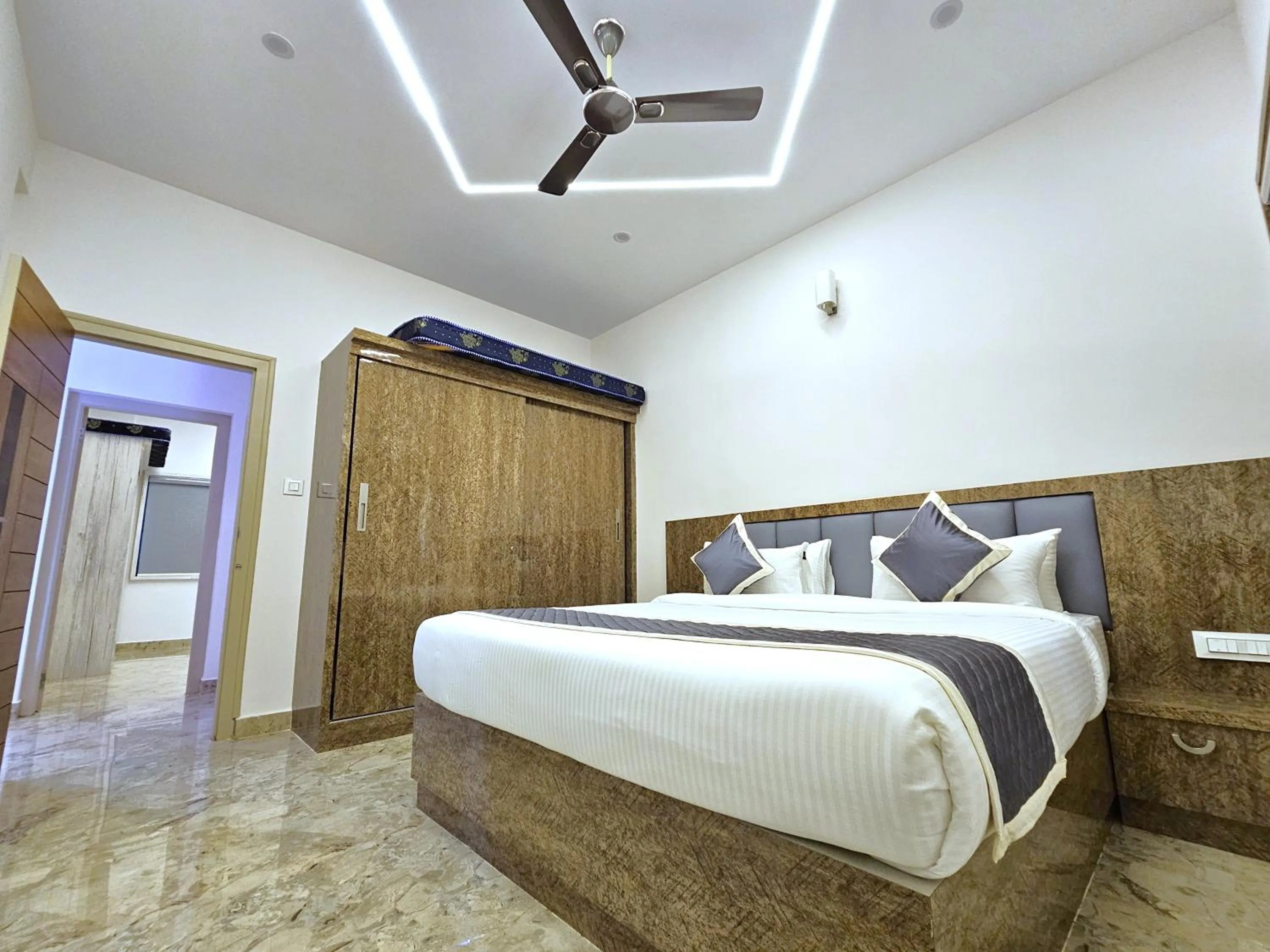 Bed in City Service Apartment