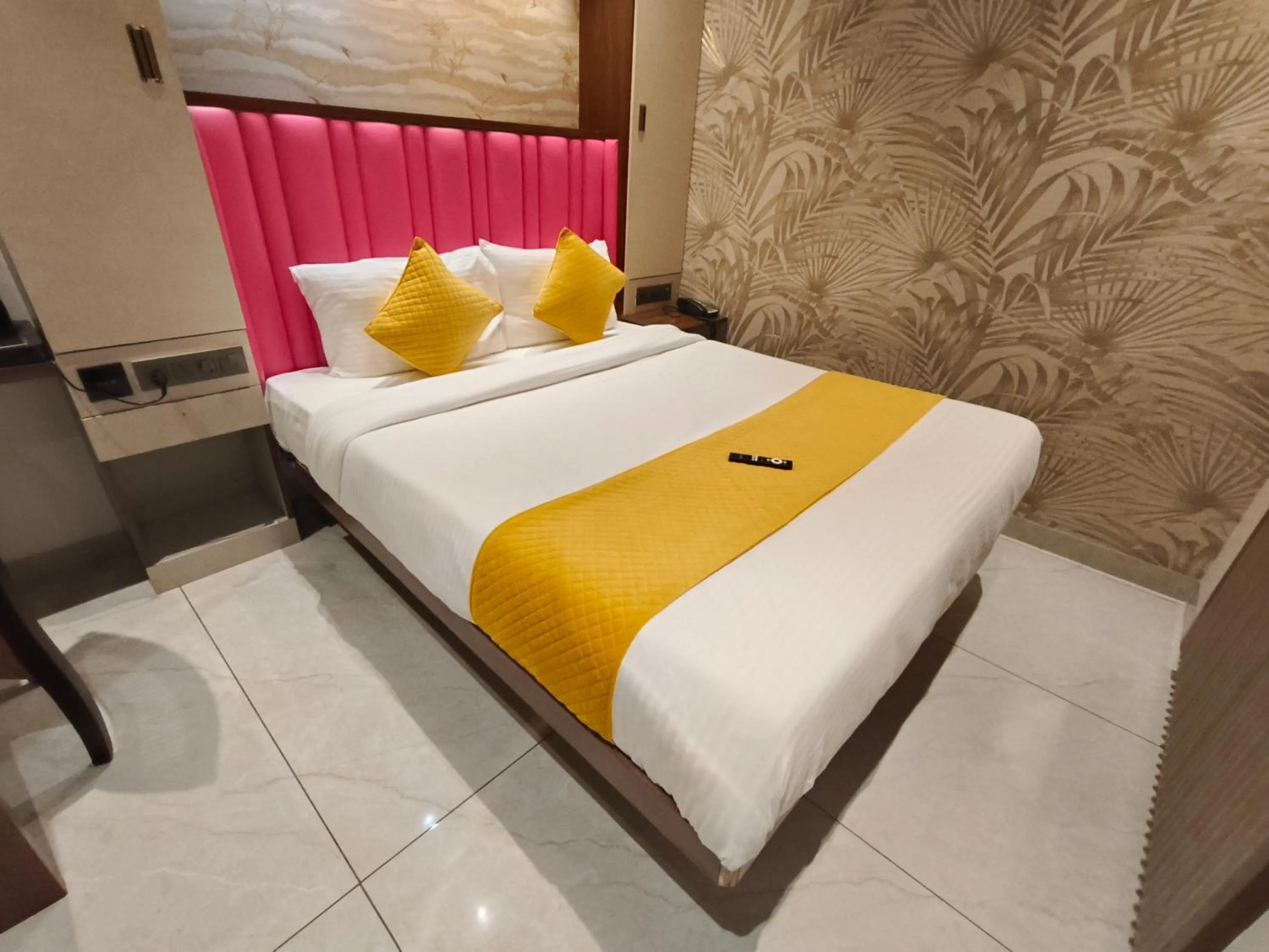 Photo of the whole room, Bed in Hotel Ocean Residency Thane West