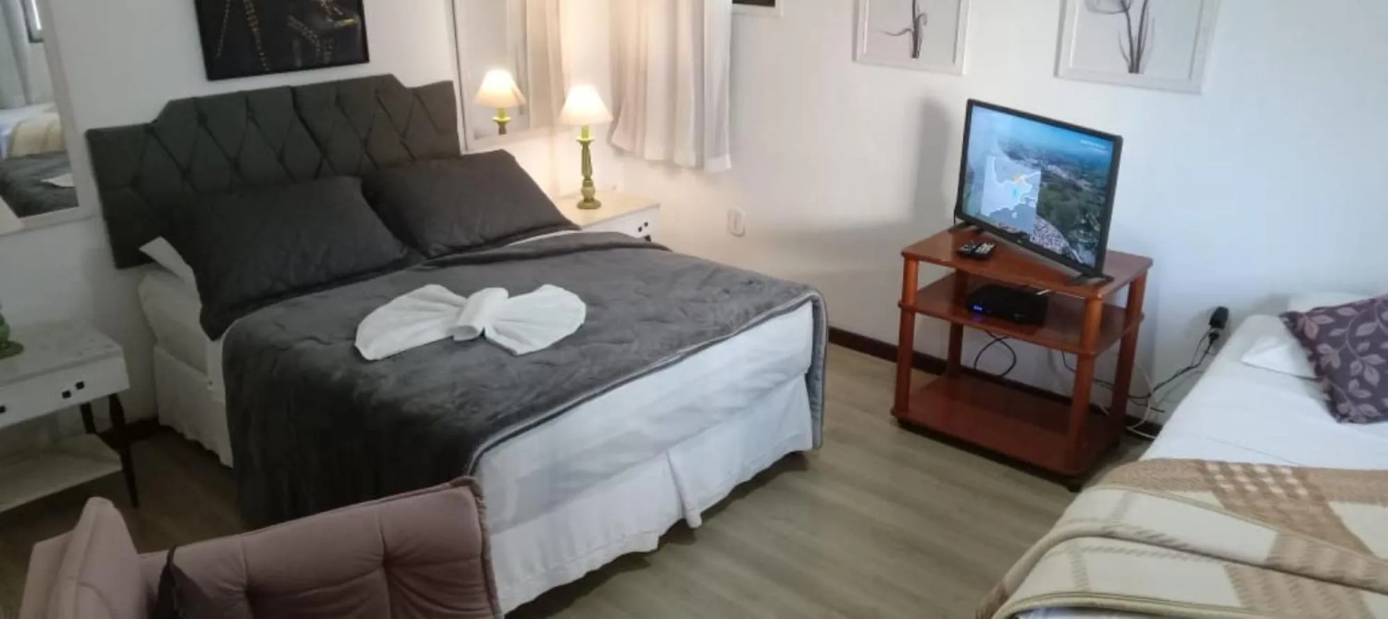 Photo of the whole room, Bed in Atlântico Hotel