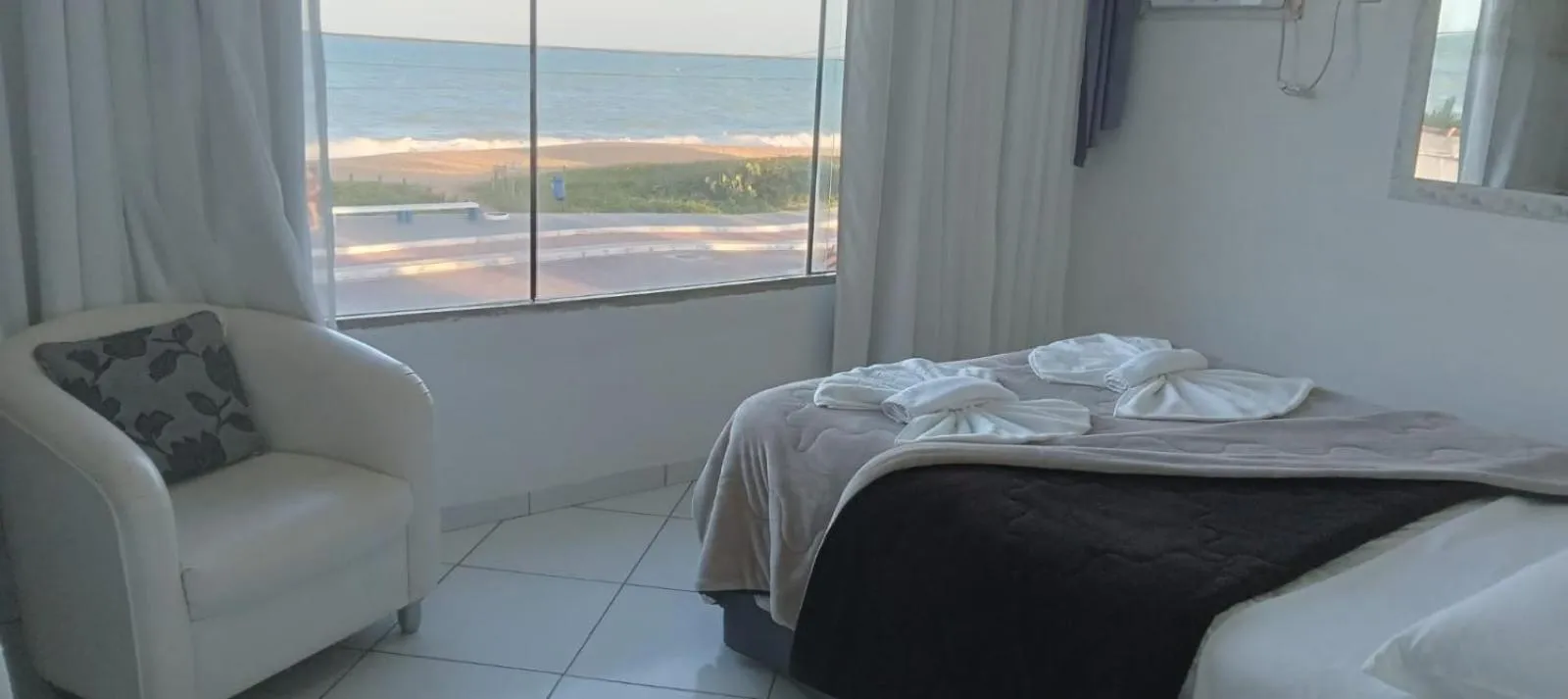 Bed in Atlântico Hotel