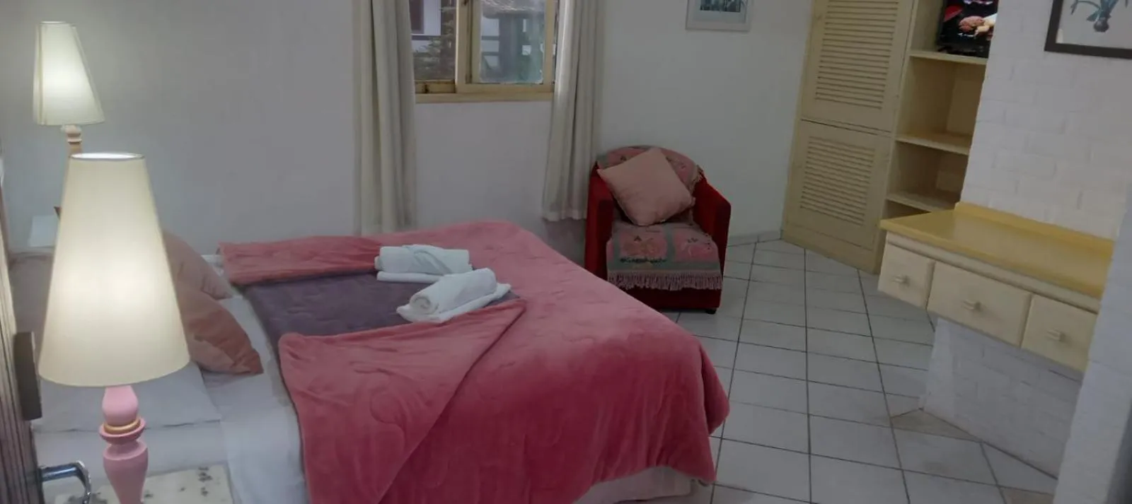 Bed in Atlântico Hotel