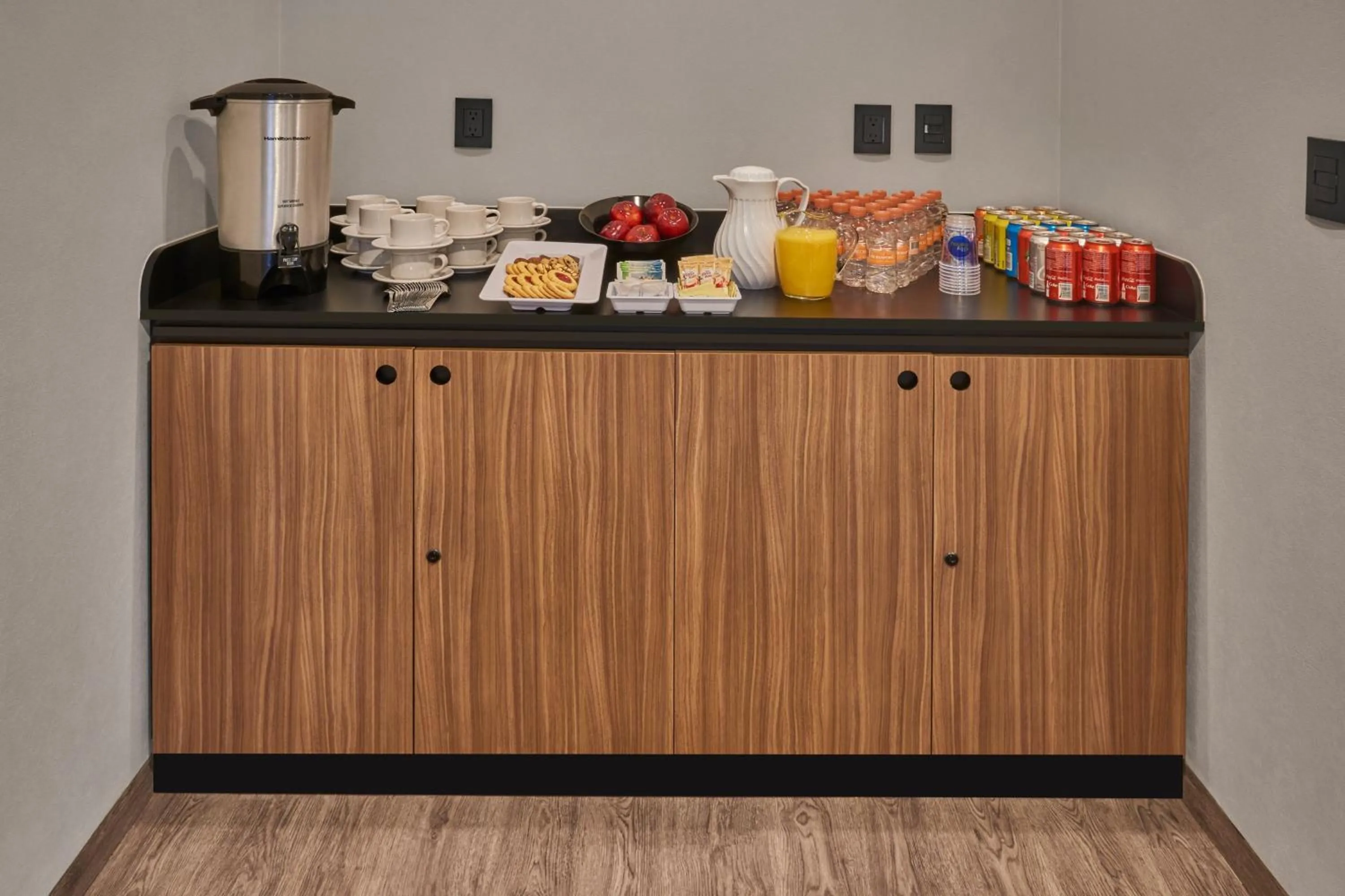 Meeting/conference room in City Express Plus by Marriott Guadalajara Palomar