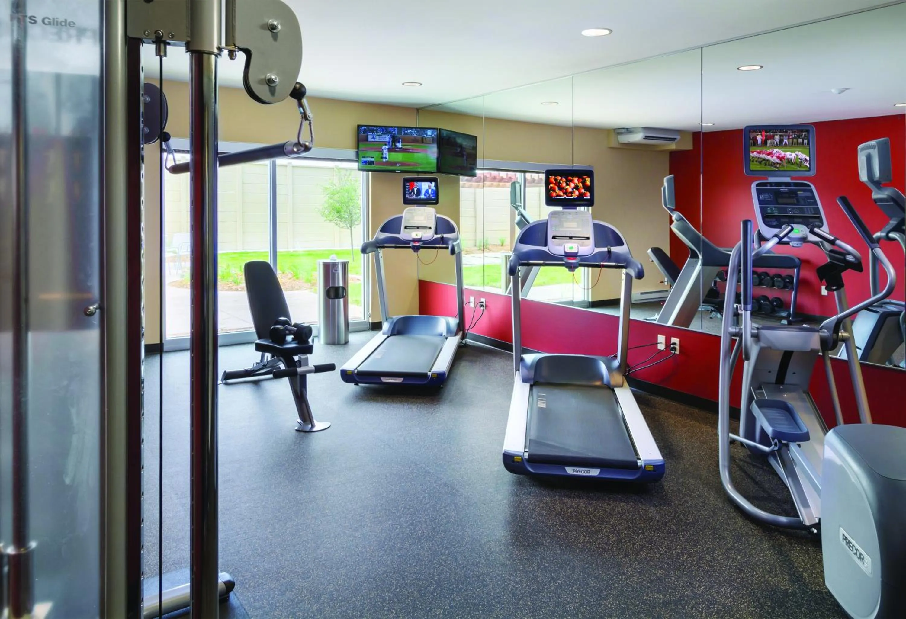 Fitness centre/facilities in AeroStay