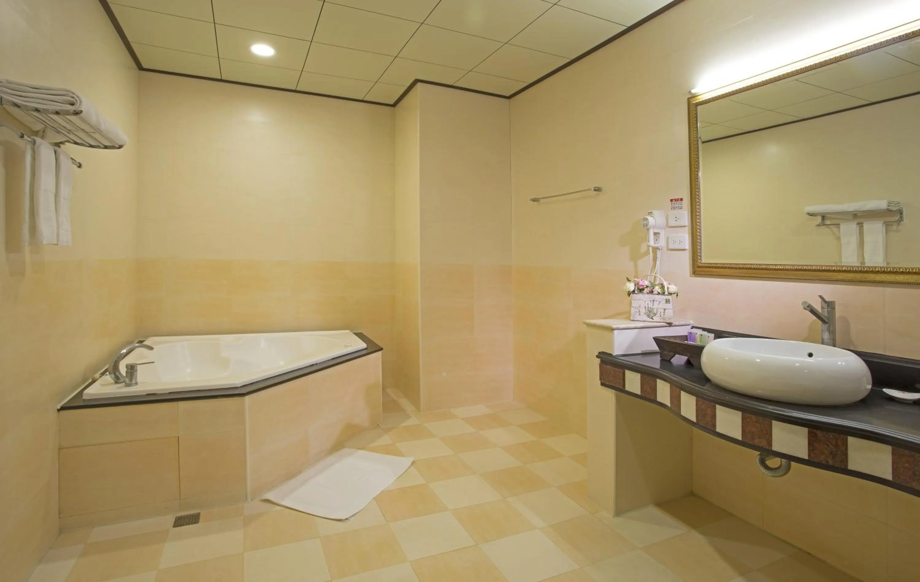 Bathroom in Le Beau Max Resort