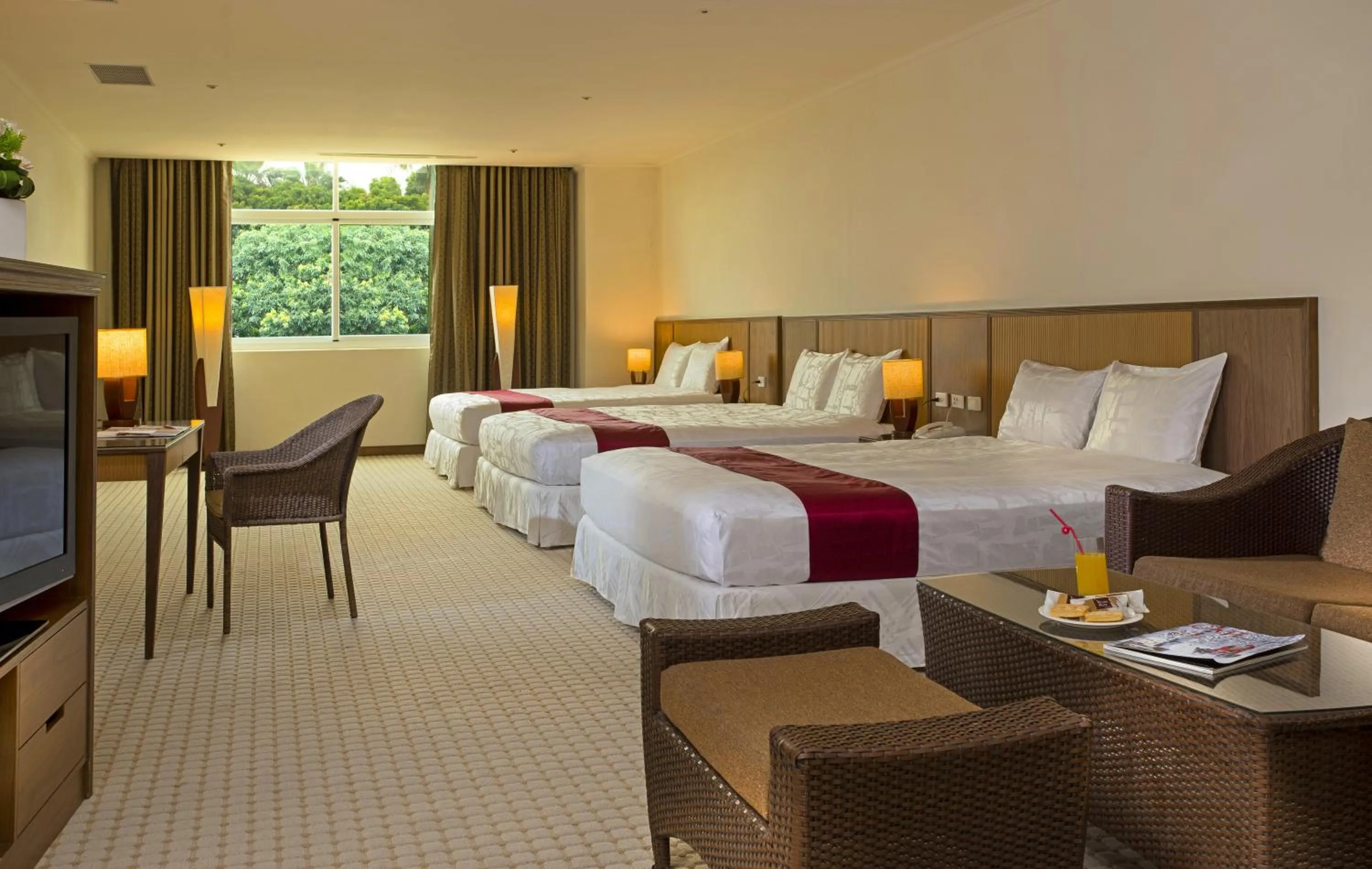 Bedroom, Bed in Le Beau Max Resort