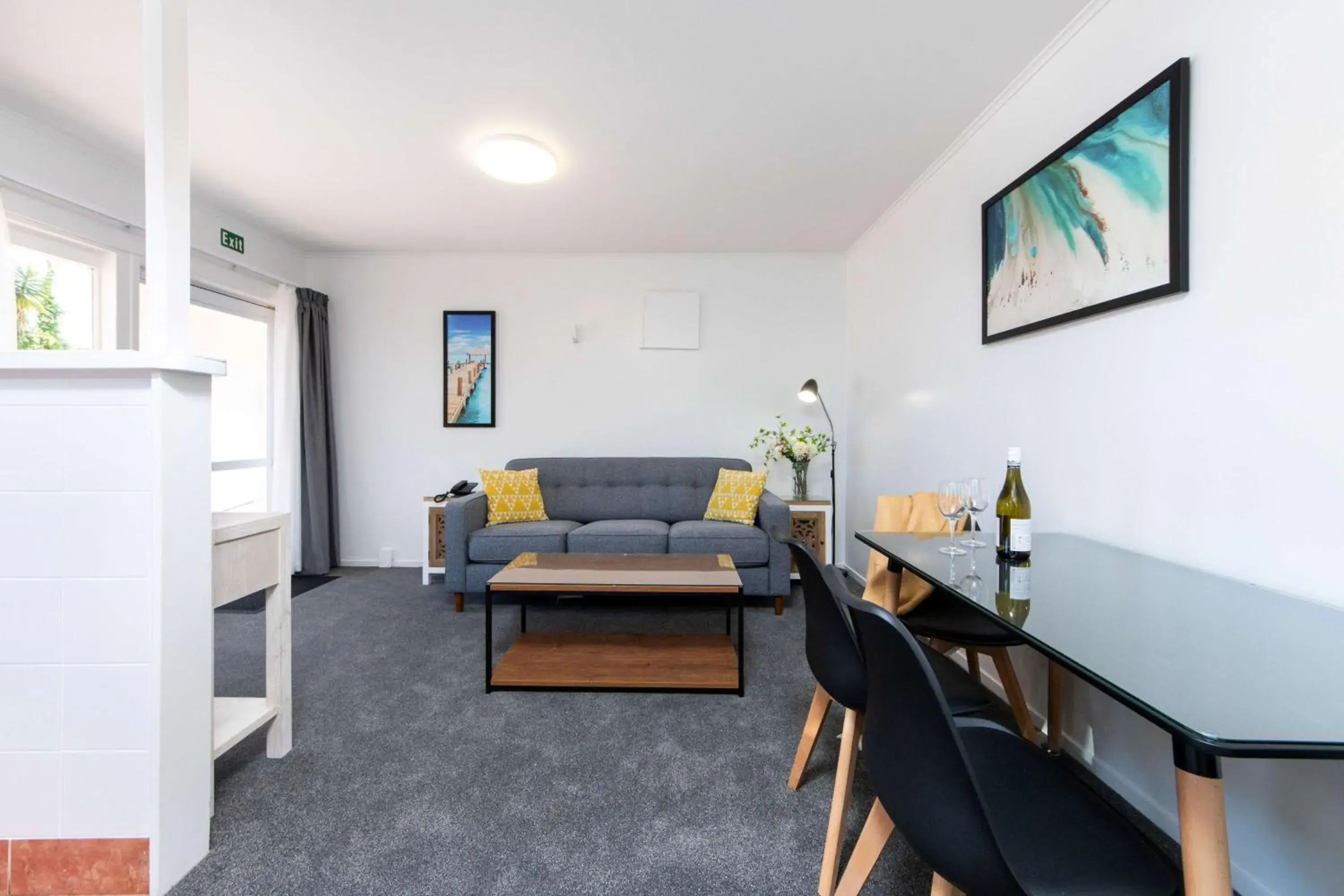 Superior Queen Room in Aarangi Motel Superior Queen Room in Aarangi Motel