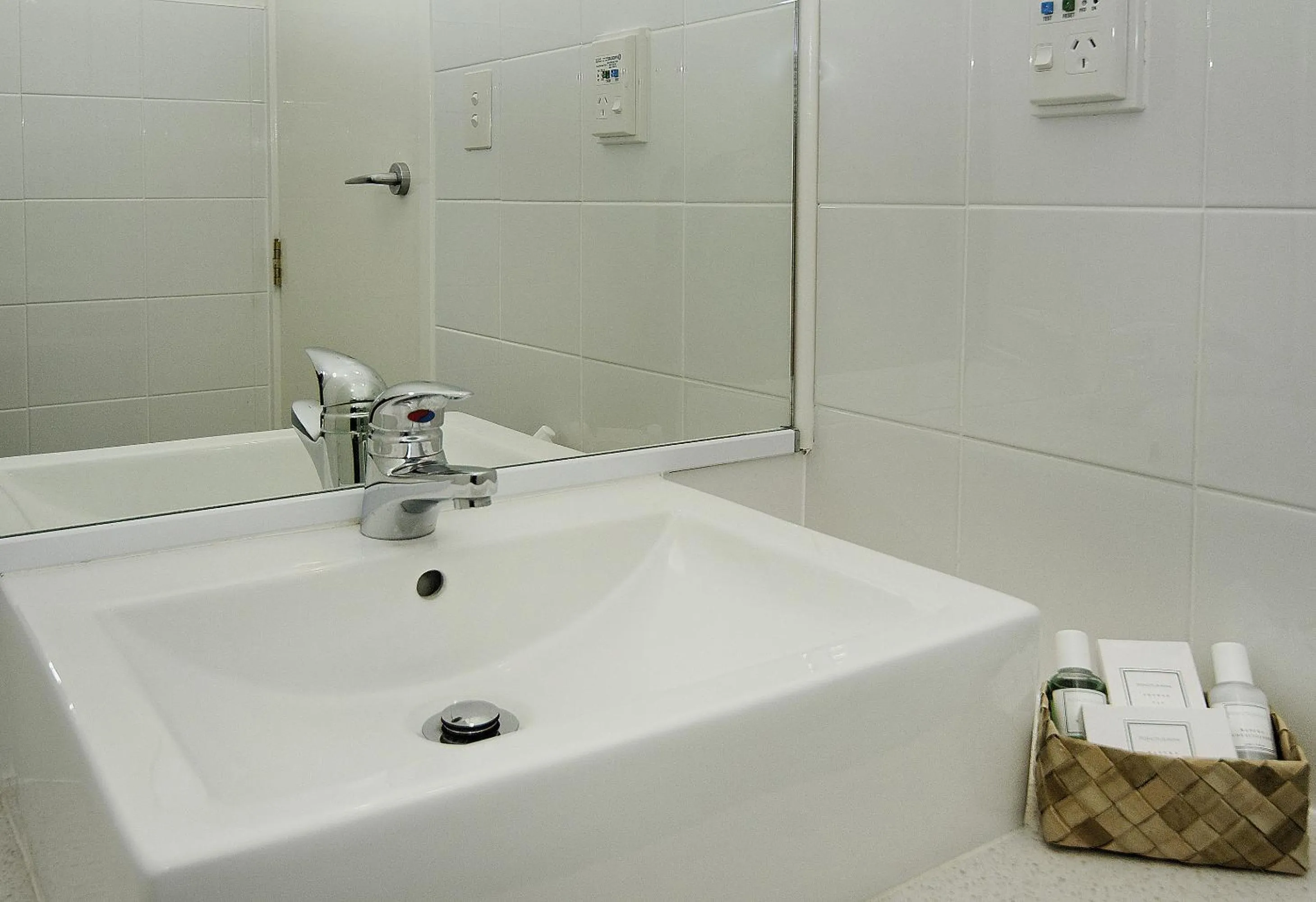 Bathroom in Aarangi Motel