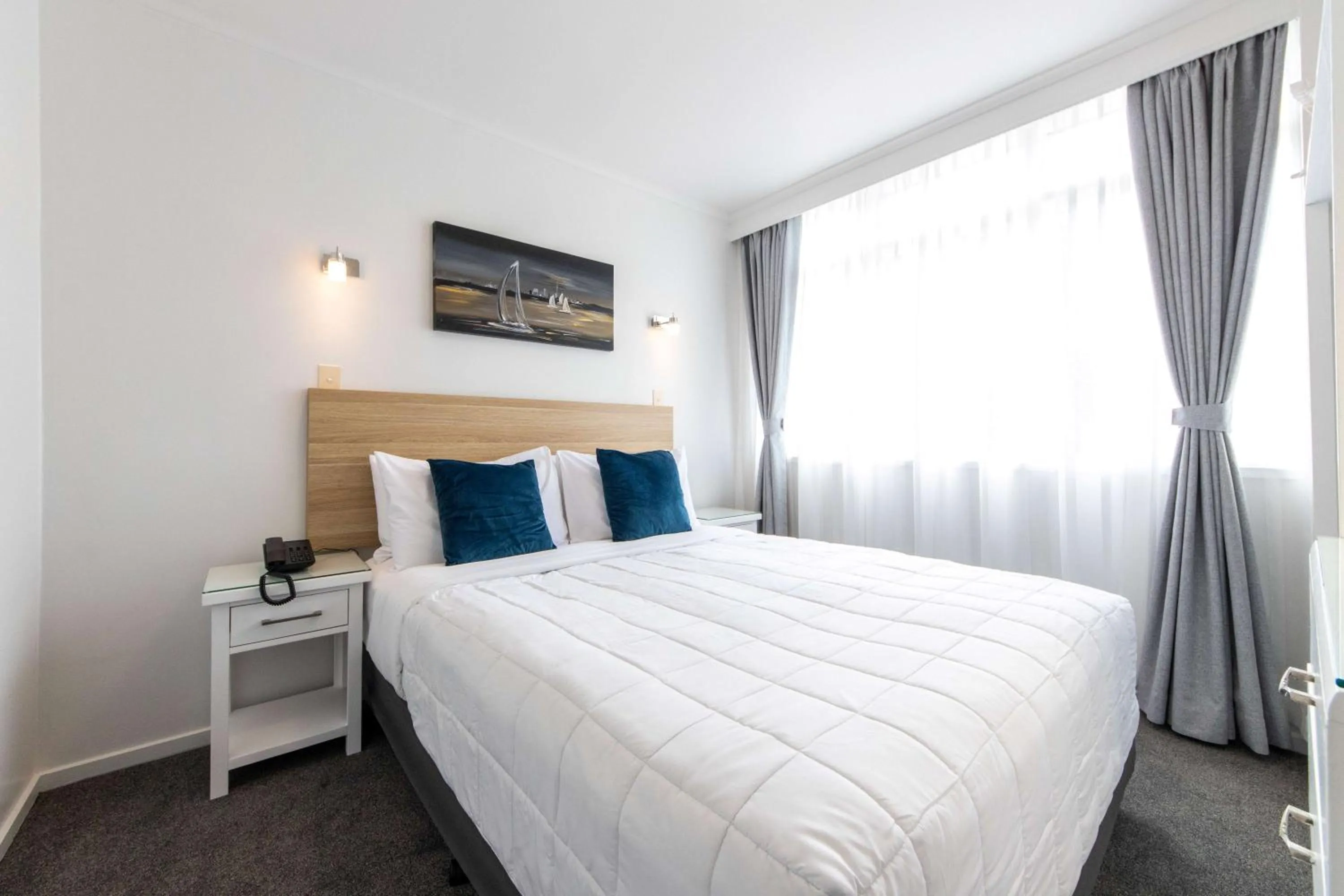 Bedroom, Bed in Aarangi Motel