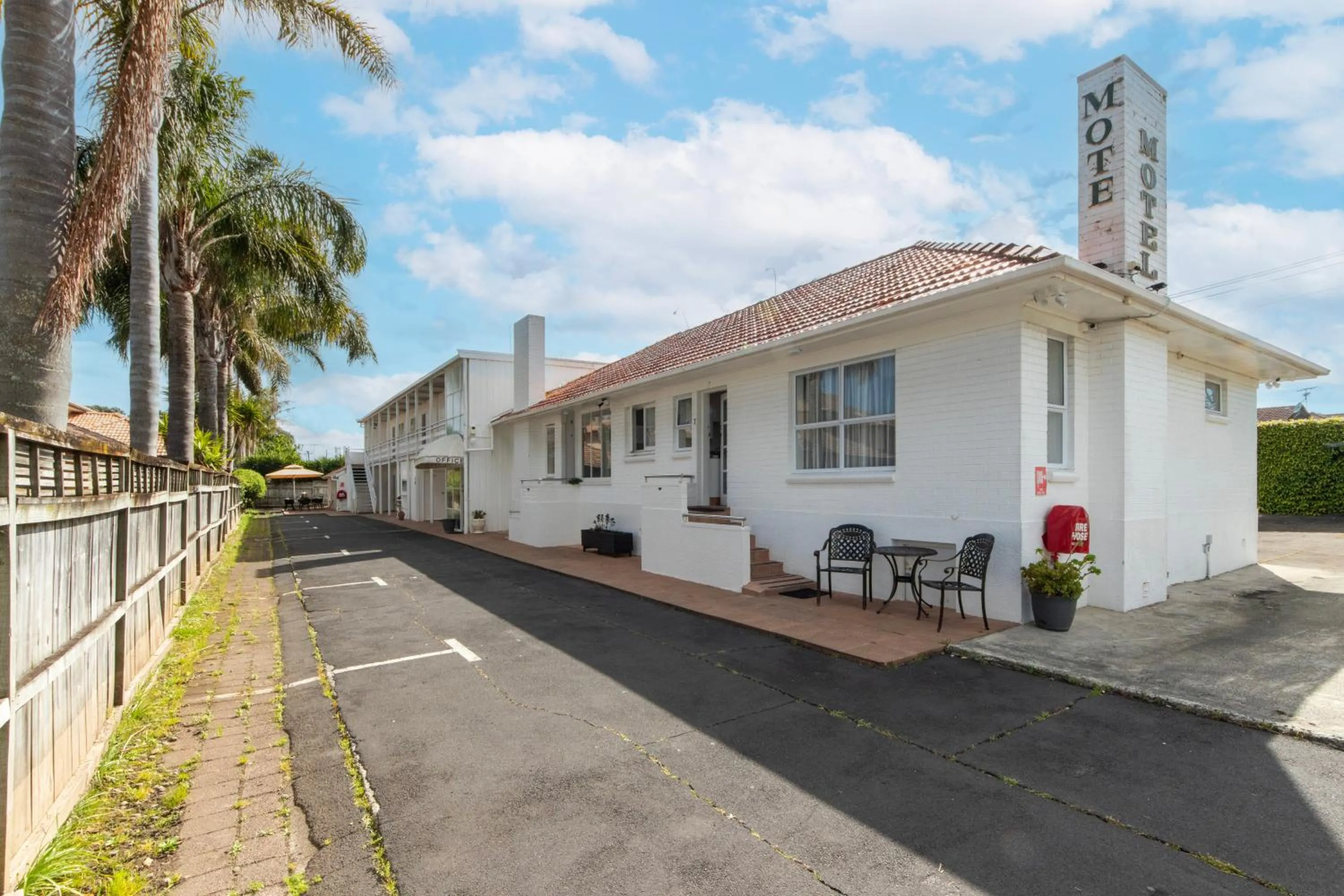 Parking in Aarangi Motel