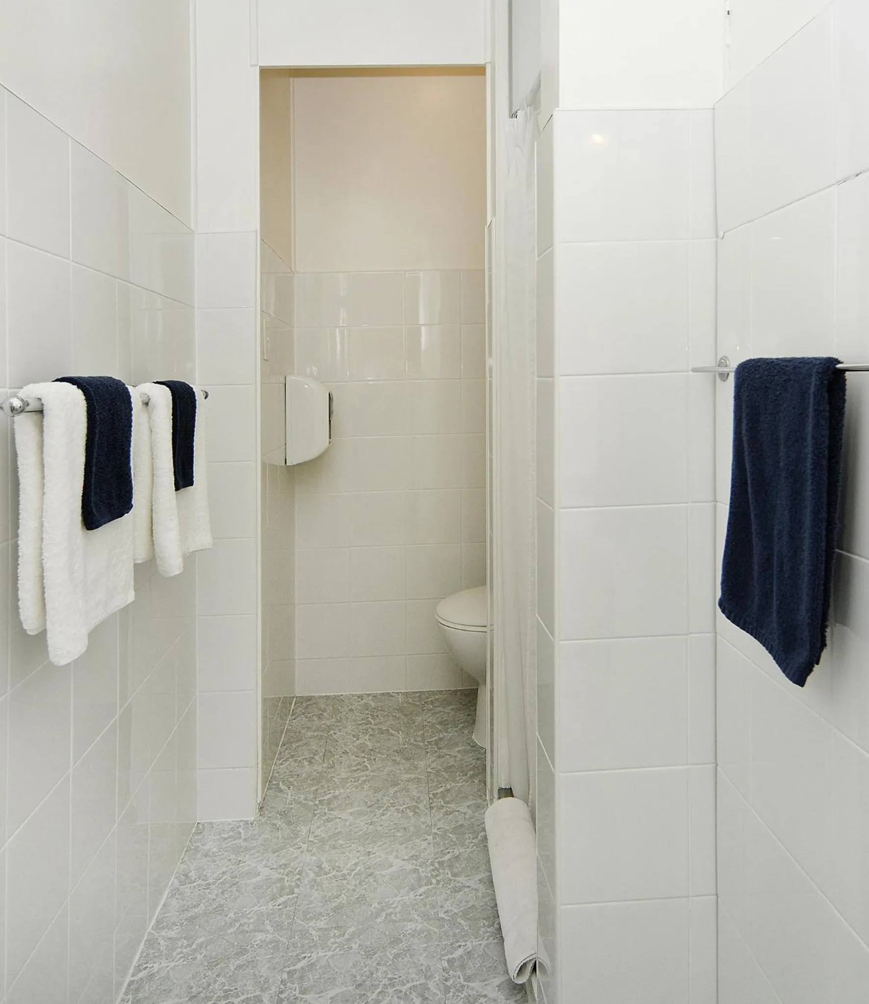 Bathroom in Aarangi Motel