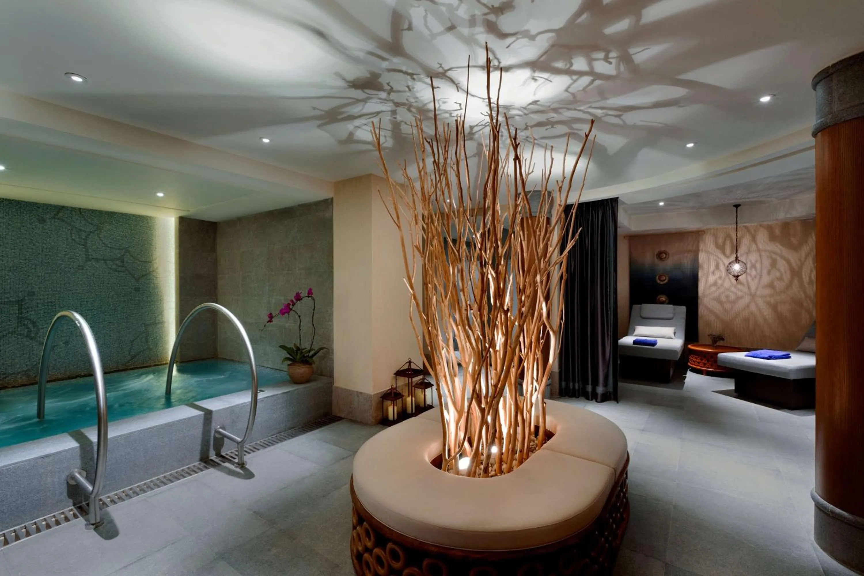 Spa and wellness centre/facilities, Bed in Shangri-La Resort Shangri-La