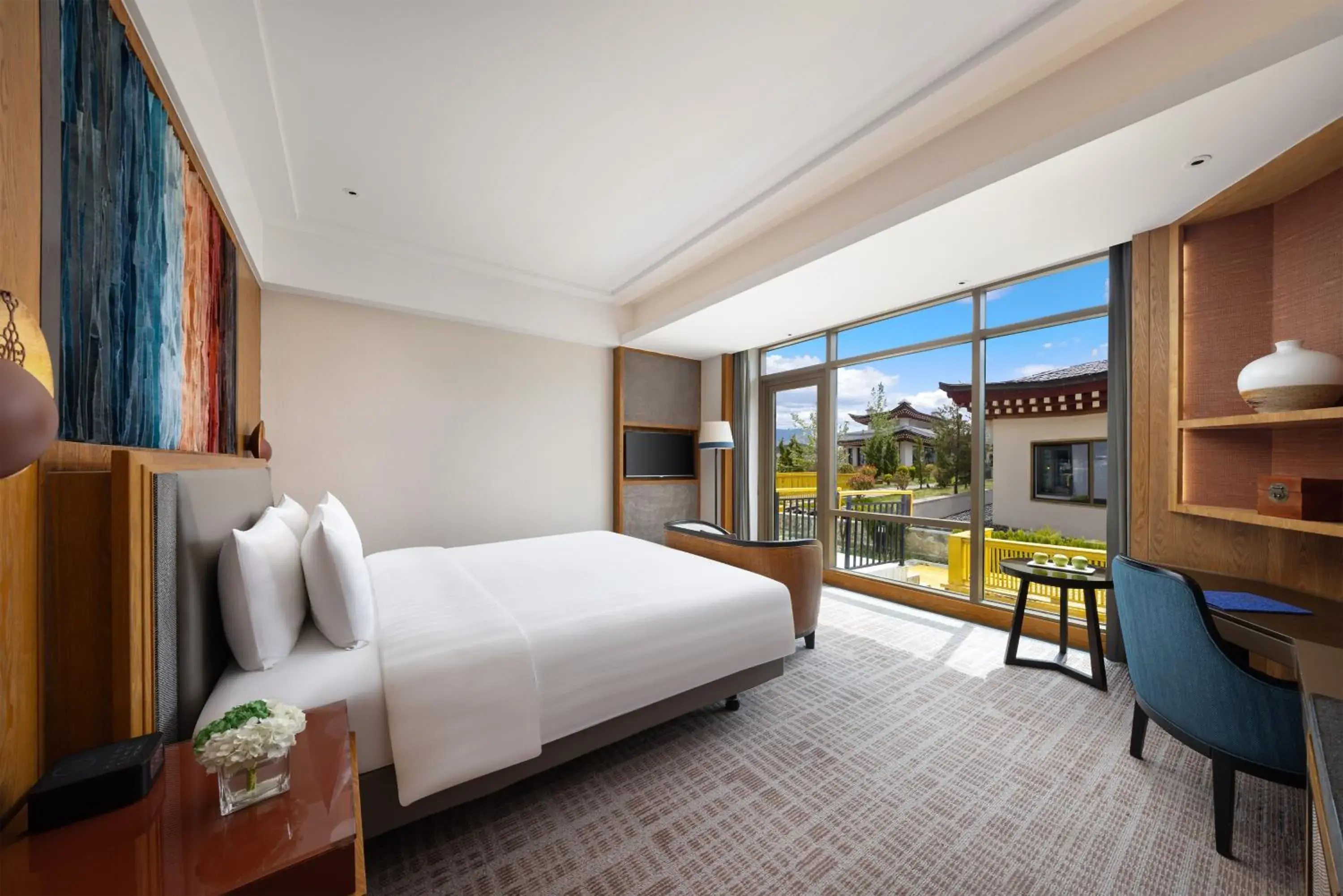 Garden View Room With Balcony King-Exclusive 180 ° Outdoor Balcony Garden View in Shangri-La Resort Shangri-La Garden View Room With Balcony King-Exclusive 180 ° Outdoor Balcony Garden View in Shangri-La Resort Shangri-La