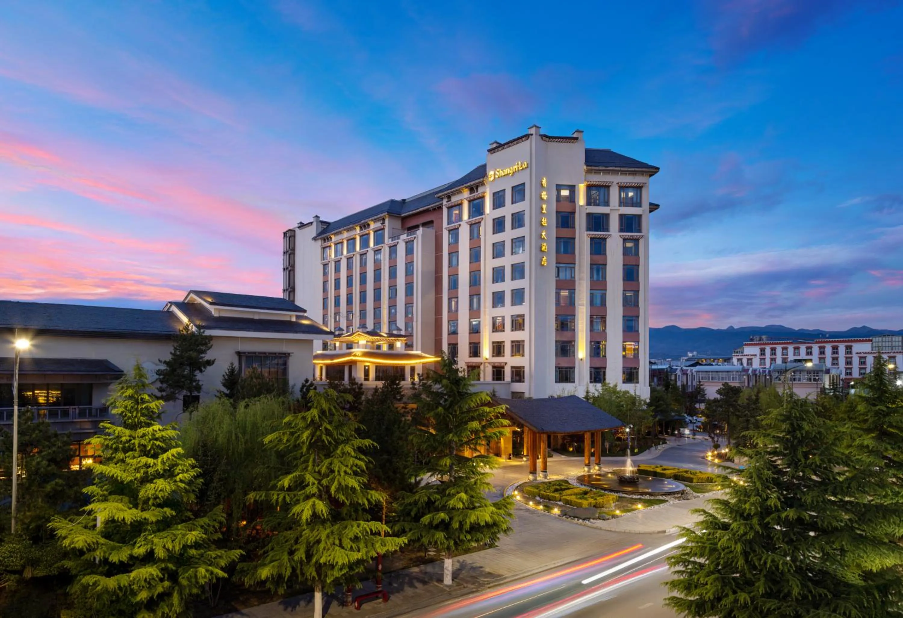 Property building in Shangri-La Resort Shangri-La