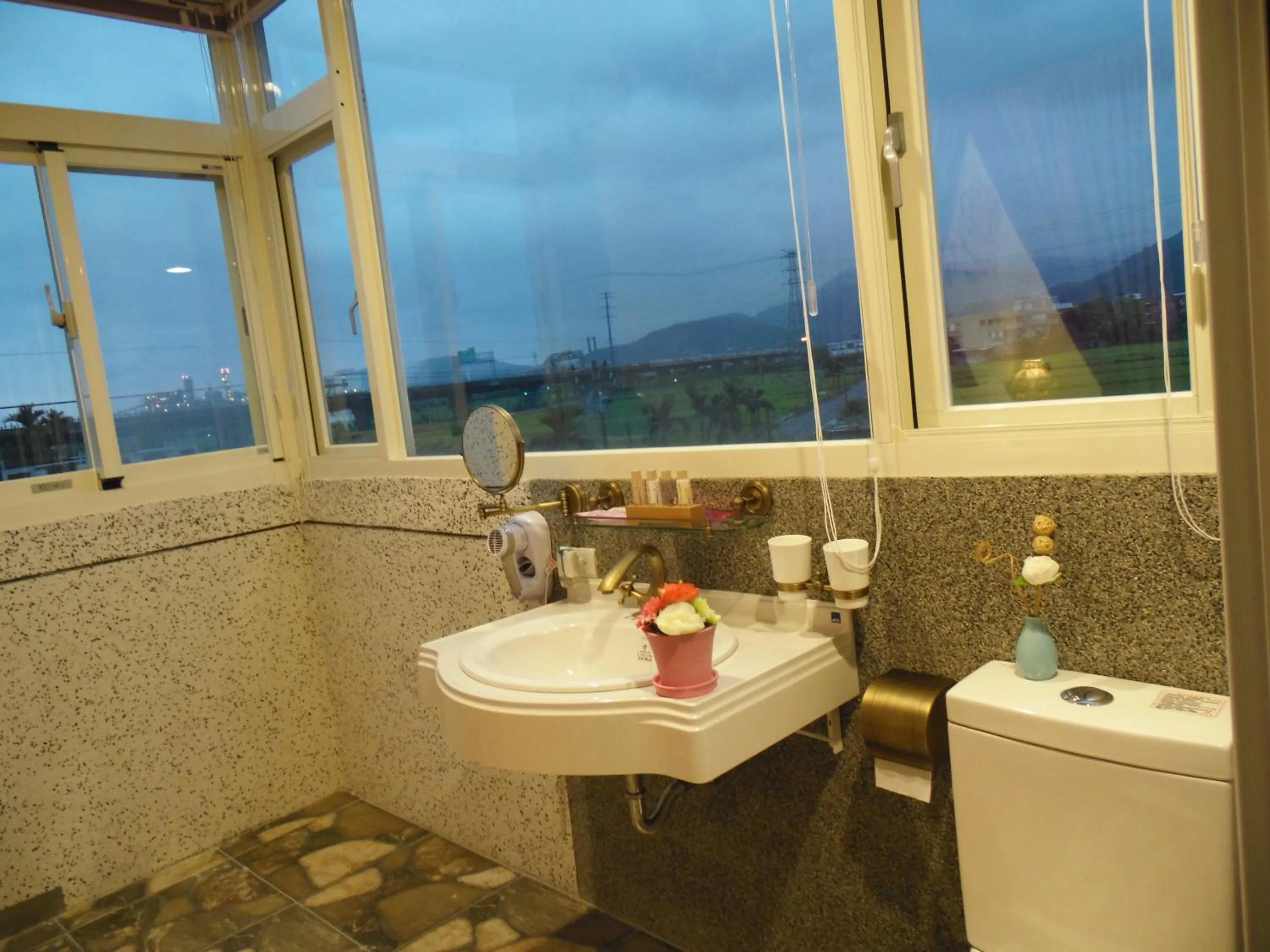 Bathroom in Footprint Garden B&B