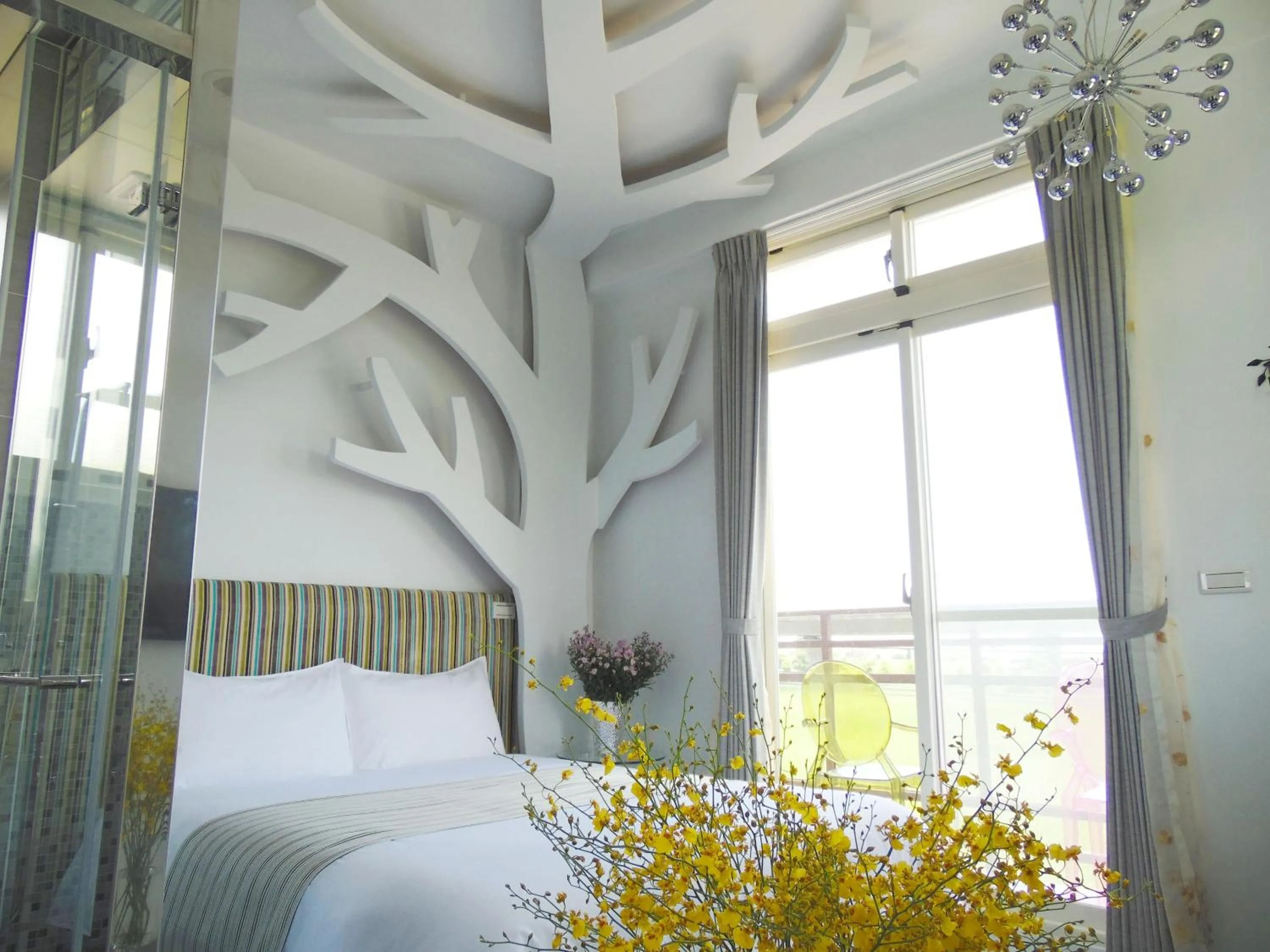 Bedroom, Bed in Footprint Garden B&B