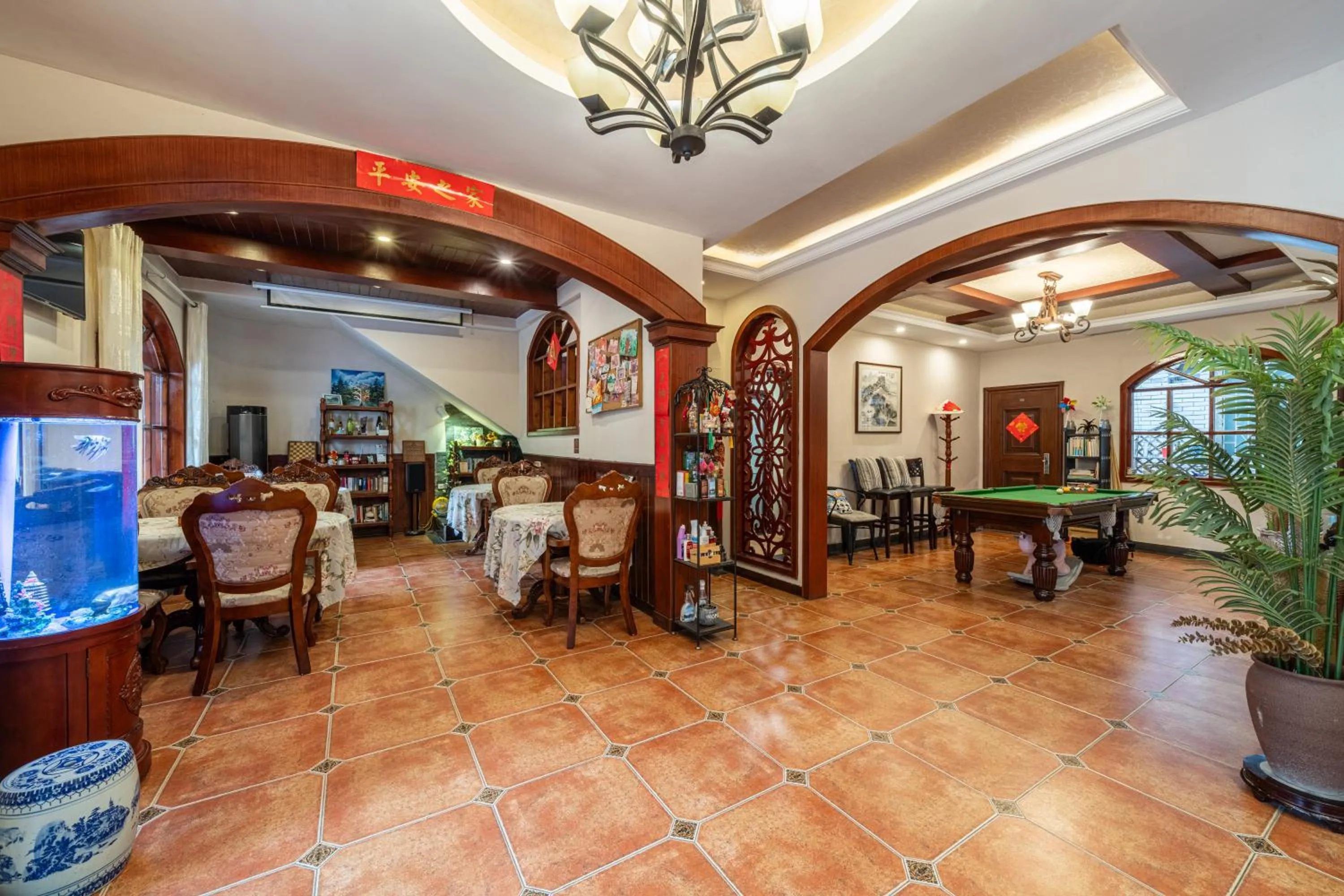 Lobby or reception in Junshe Boutique Guest House-Complementary pick up servie for a 3-night stay in a deluxe room