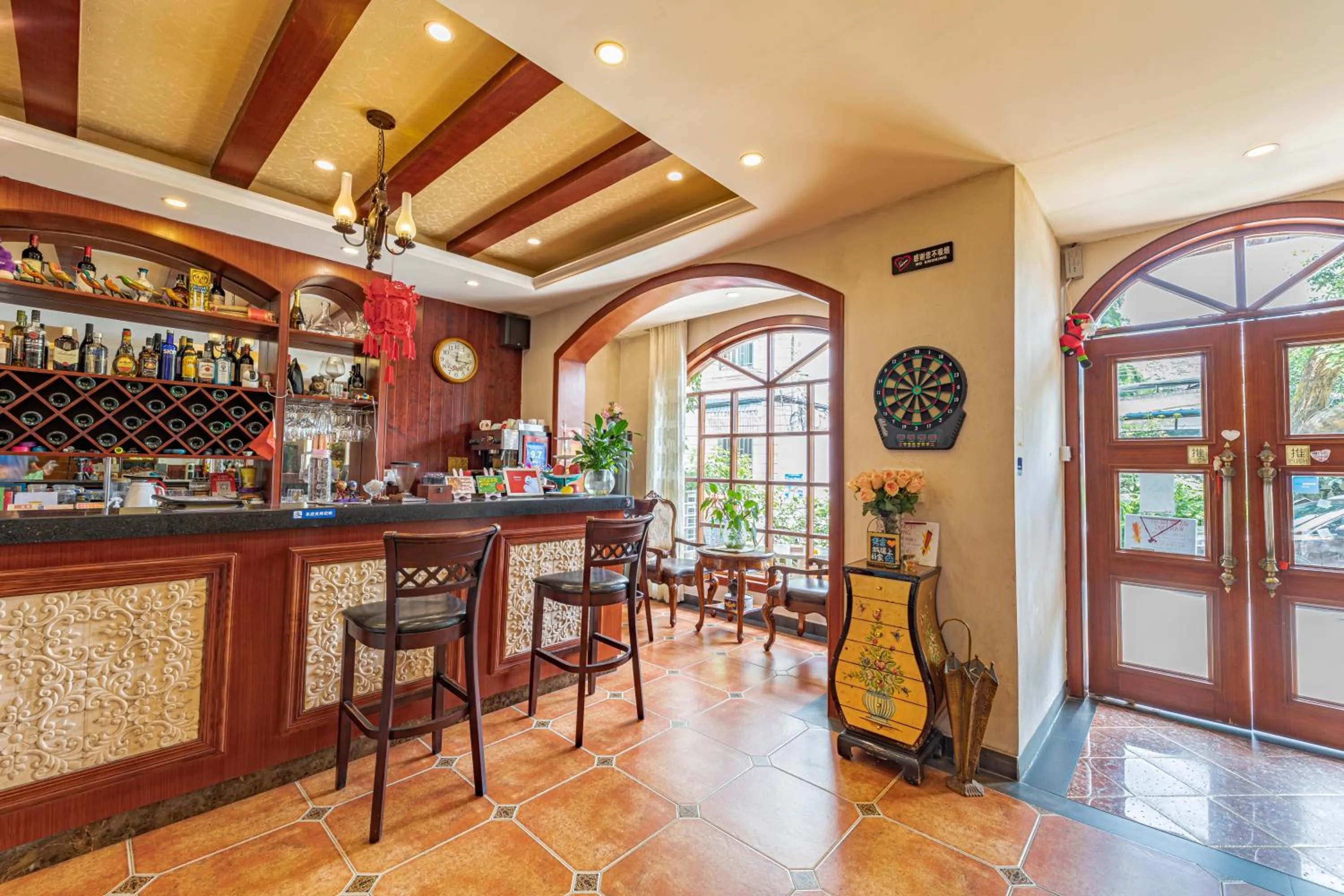 Lobby or reception in Junshe Boutique Guest House-Complementary pick up servie for a 3-night stay in a deluxe room