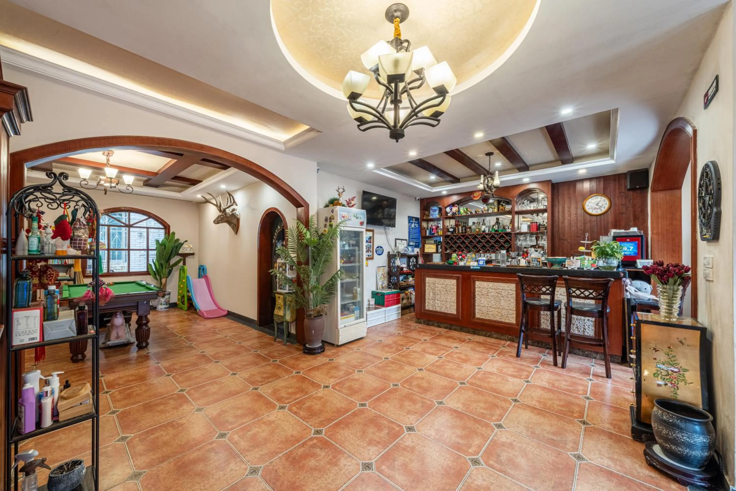 Lobby or reception in Junshe Boutique Guest House-Complementary pick up servie for a 3-night stay in a deluxe room