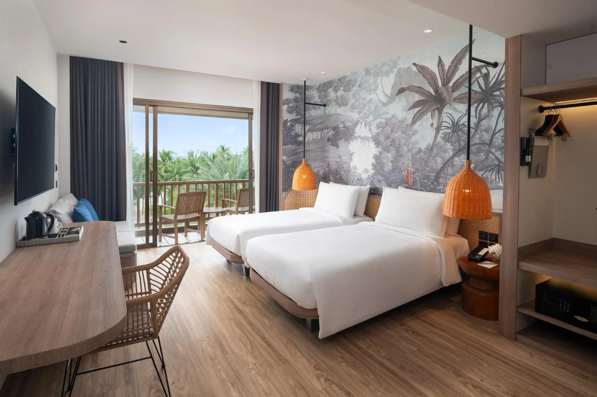 Photo of the whole room, Bed in Amari Bangsaen