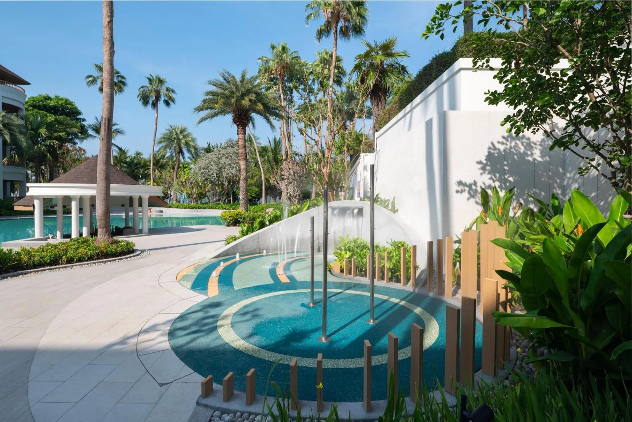 Swimming pool in Amari Bangsaen Formerly The Tide Resort Bangsaen