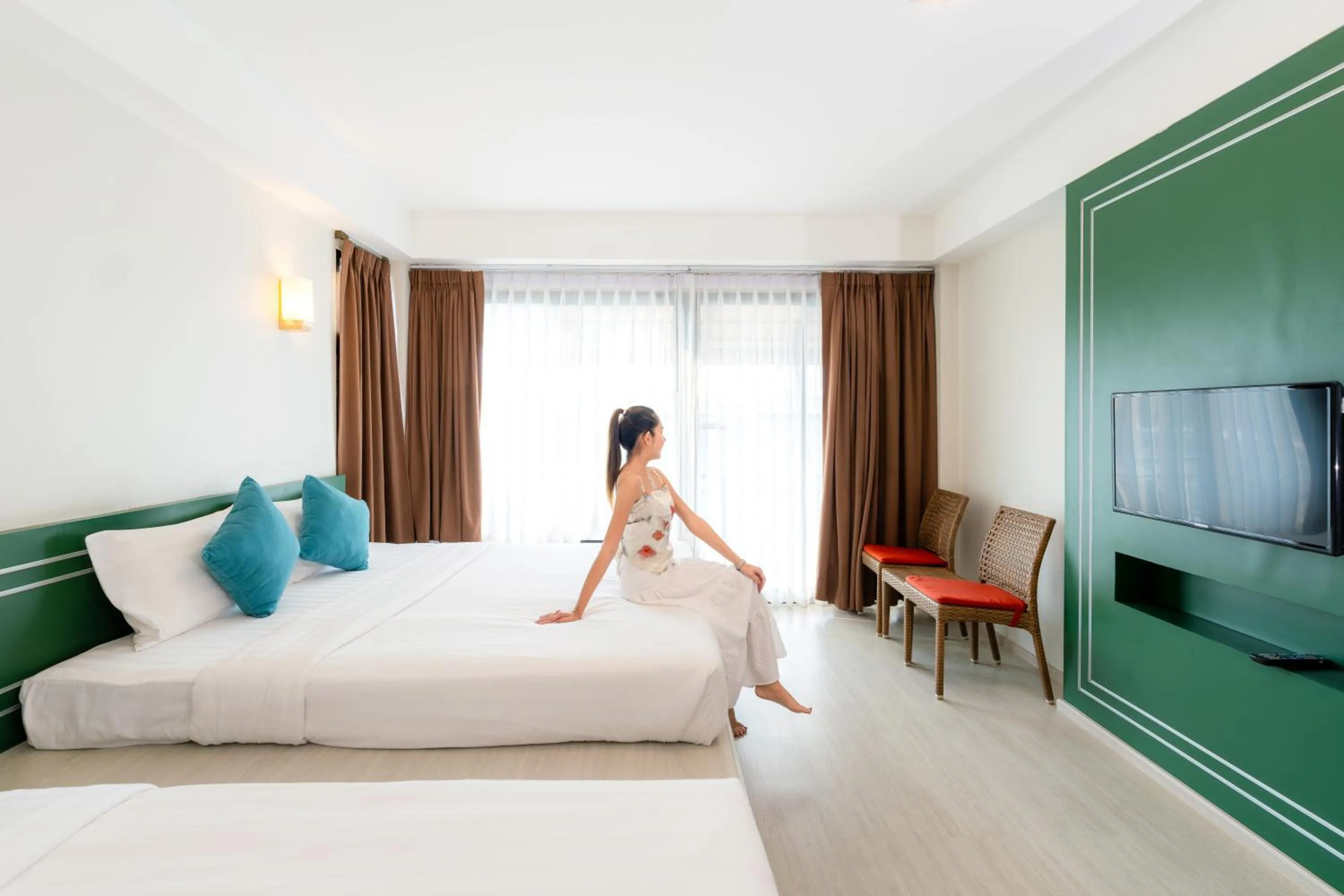 Bedroom, Bed in Bangsaen Heritage Hotel