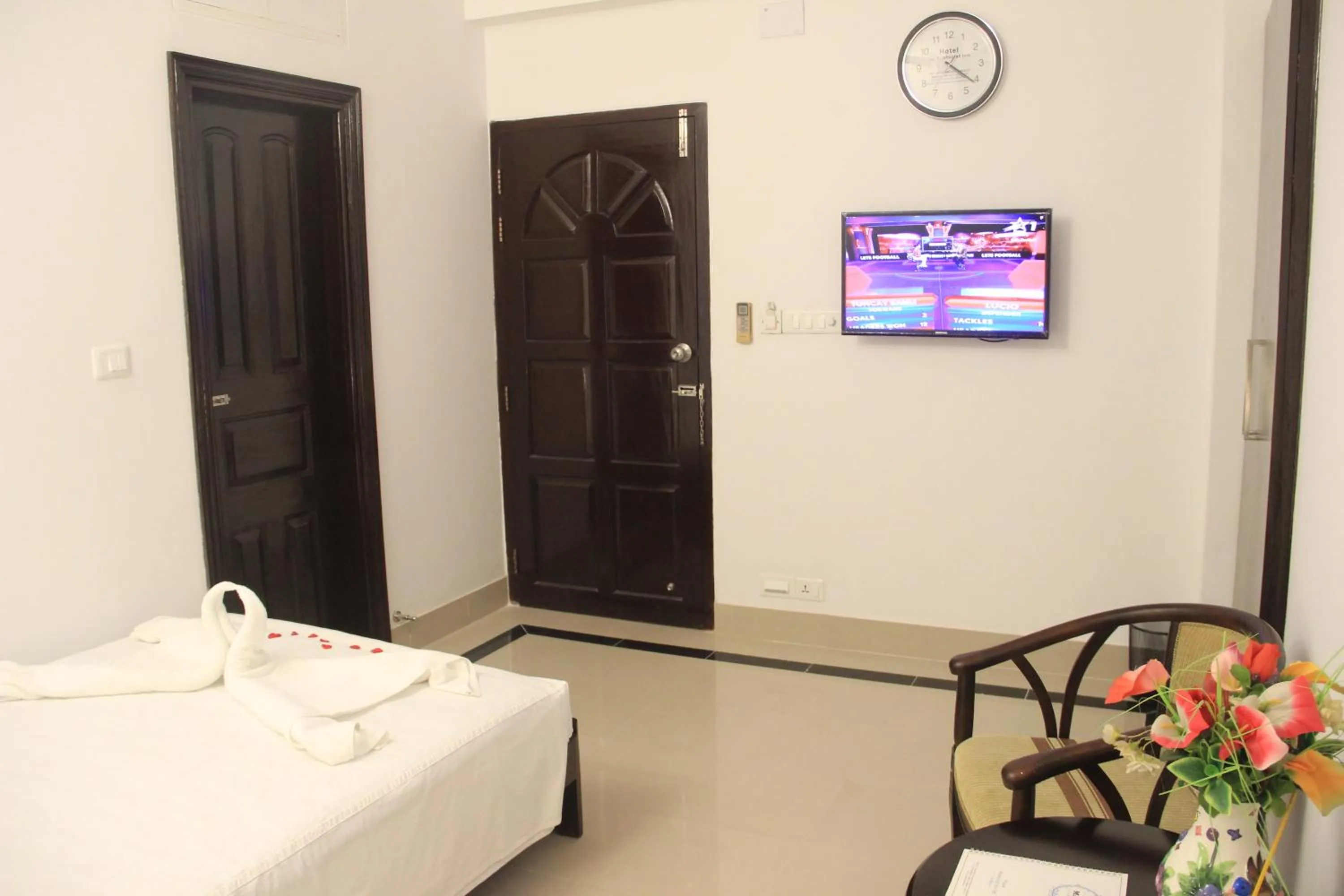 Bed in Aristocrat Inn - Lake Park & USA club