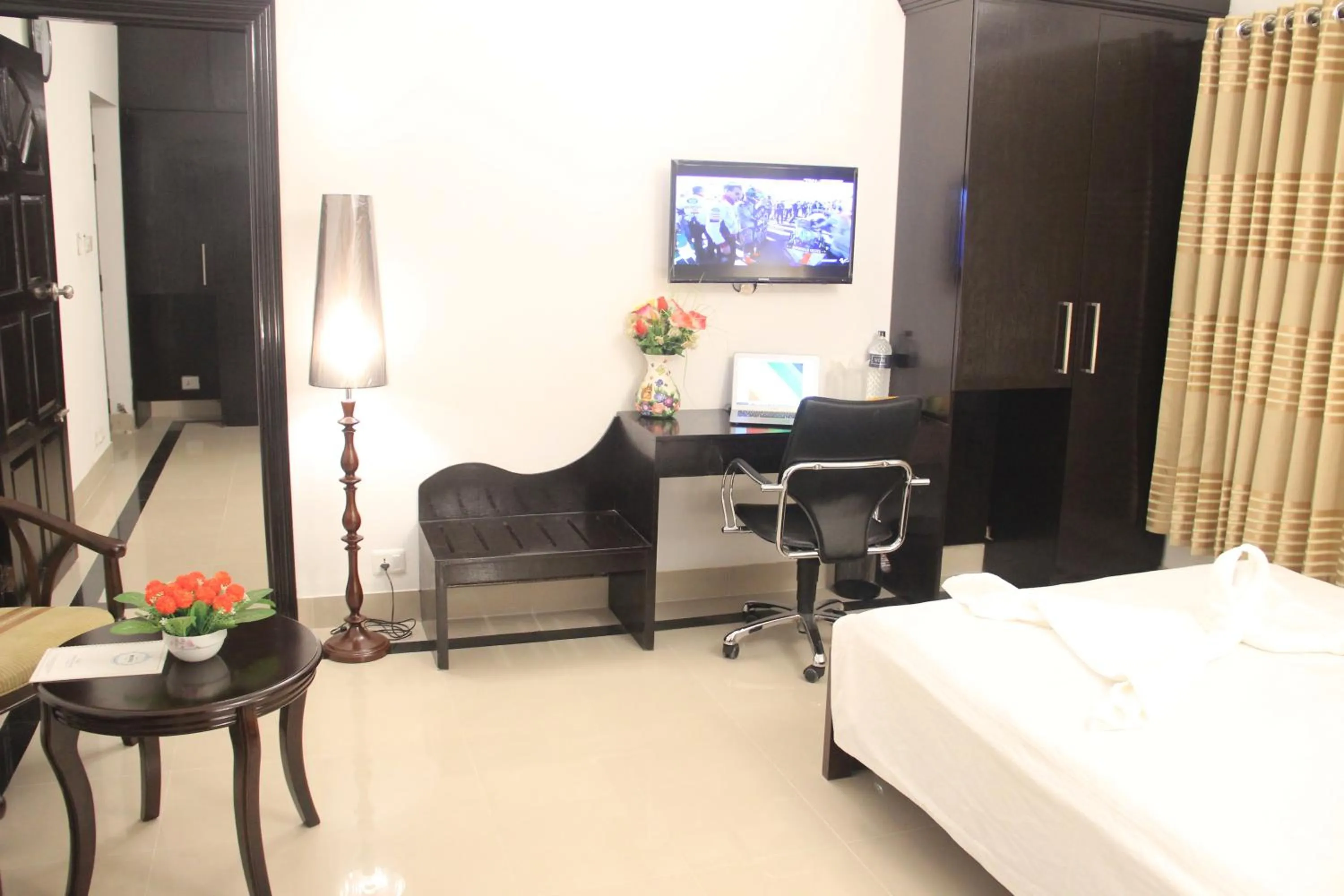 TV and multimedia, Bed in Aristocrat Inn - Lake Park & USA club