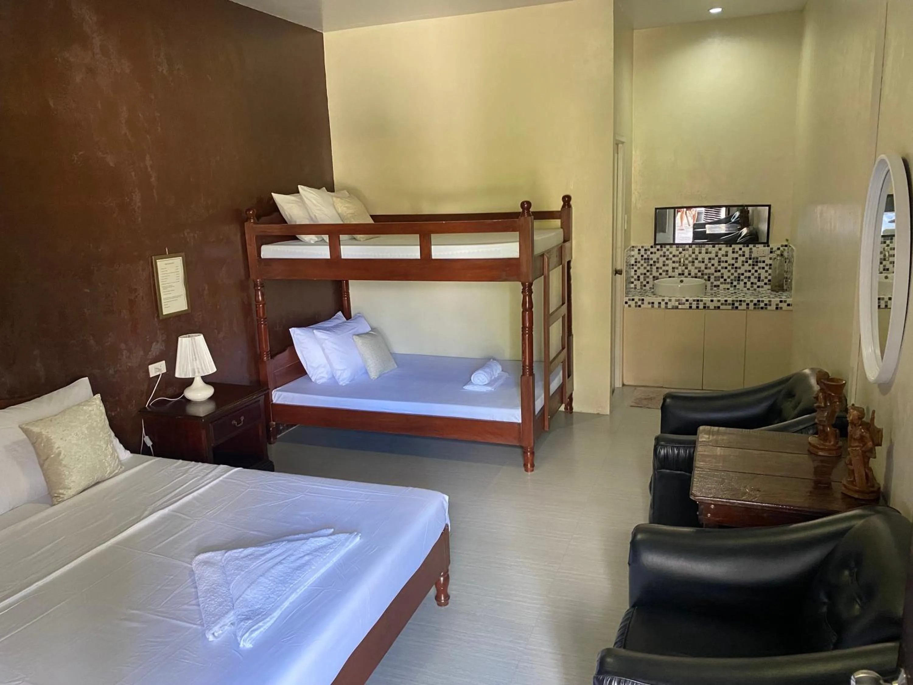 Bed in Mount Pinatubo Base Camp at CASA HERMOGINA