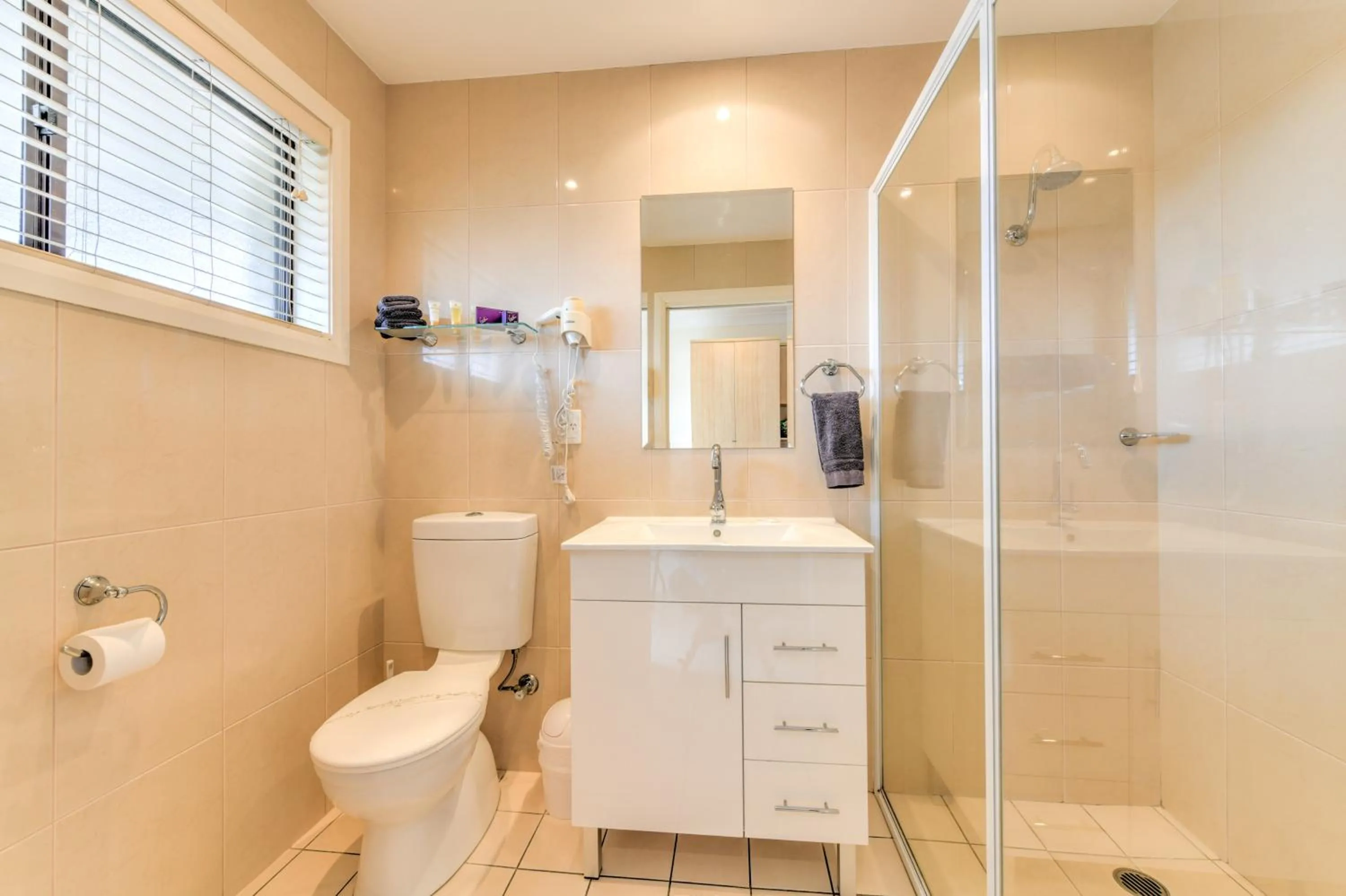 Bathroom in Motel Grande