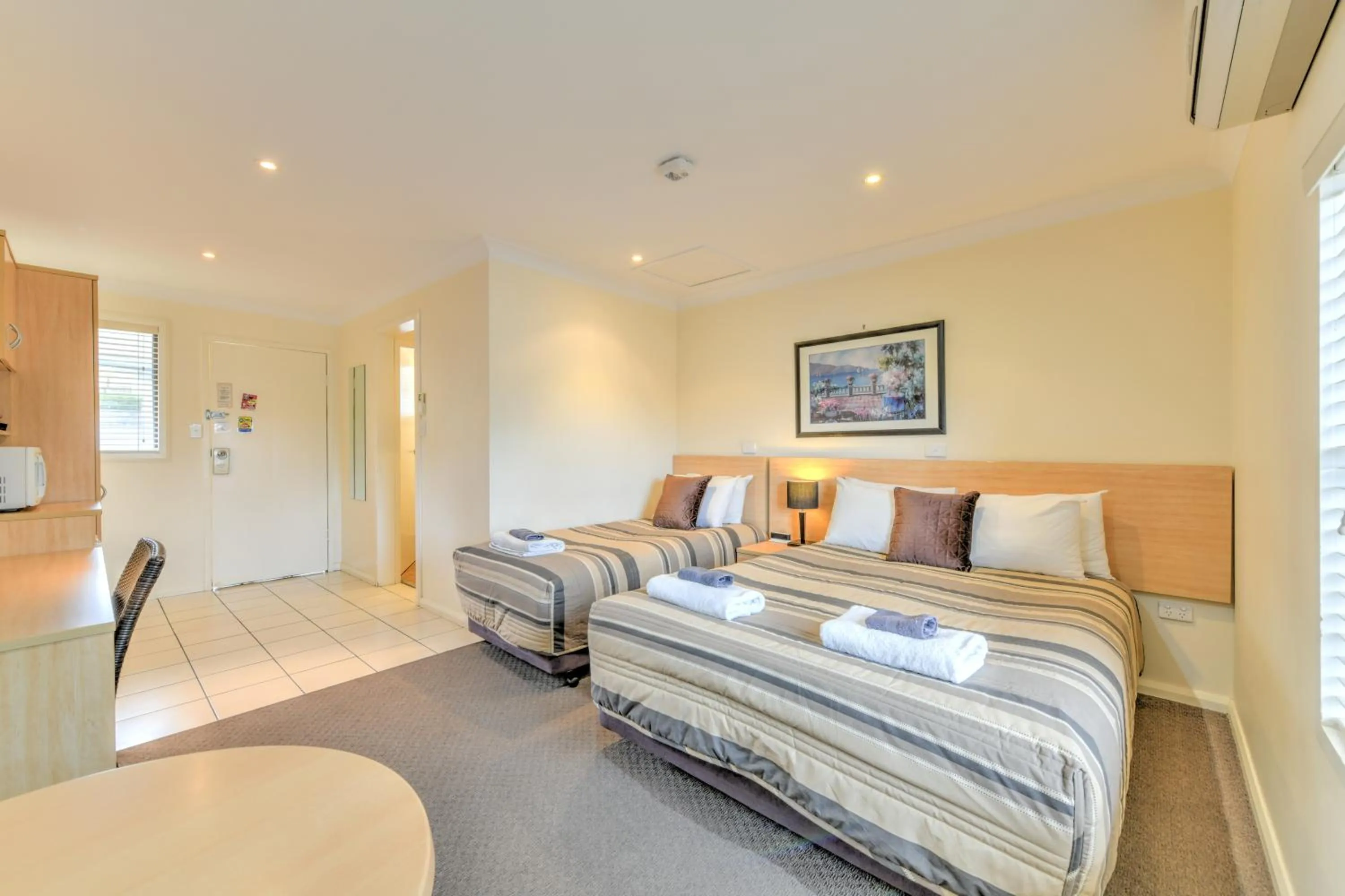 Bedroom, Bed in Motel Grande