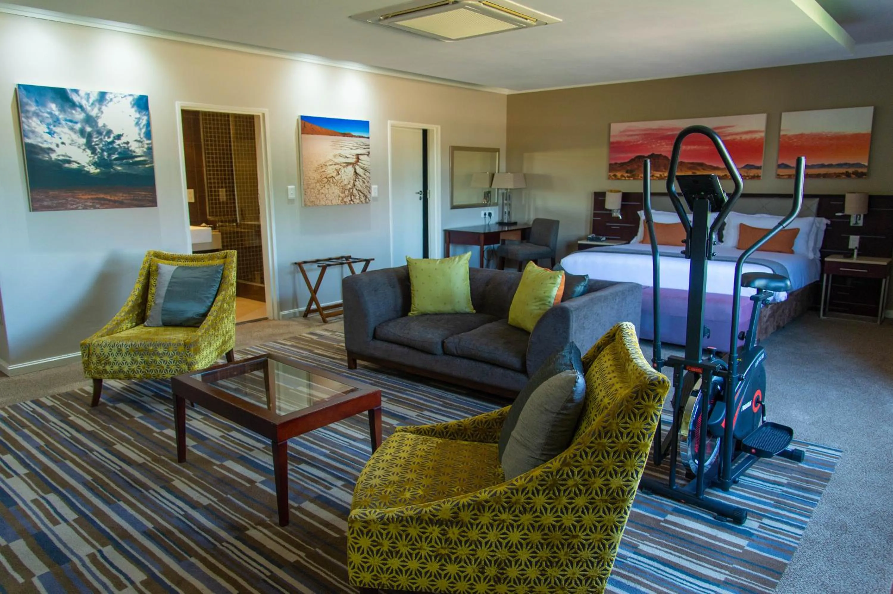 Bed in Cresta Mahalapye Hotel