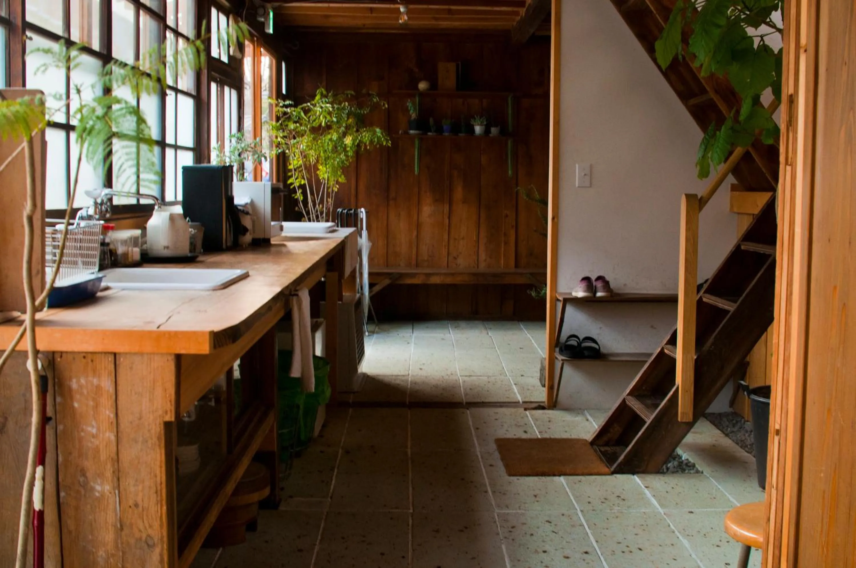 Communal lounge/ TV room in Hostel Saruya